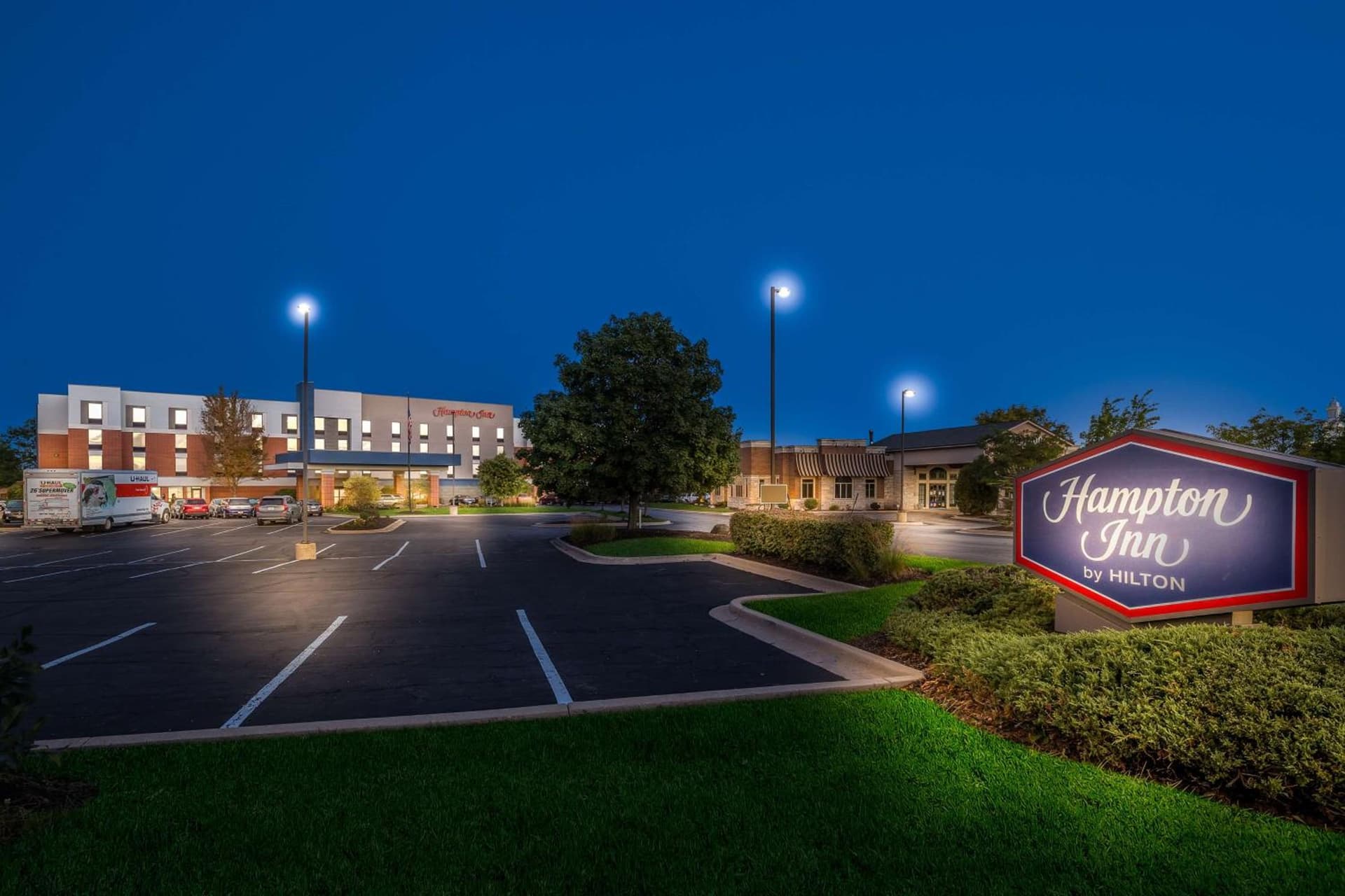 Hampton Inn McHenry — hotel in McHenry, Illinois