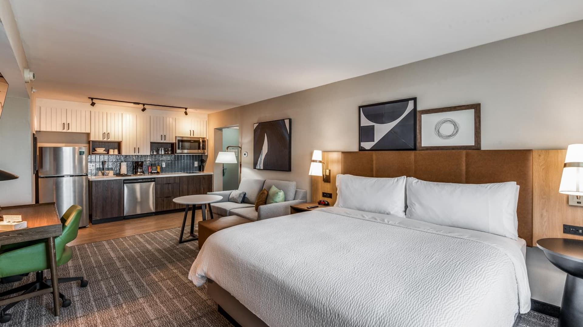 Staybridge Suites Dallas Market Ctr Love Field by IHG interior in Dallas, TX — gallery photo 2
