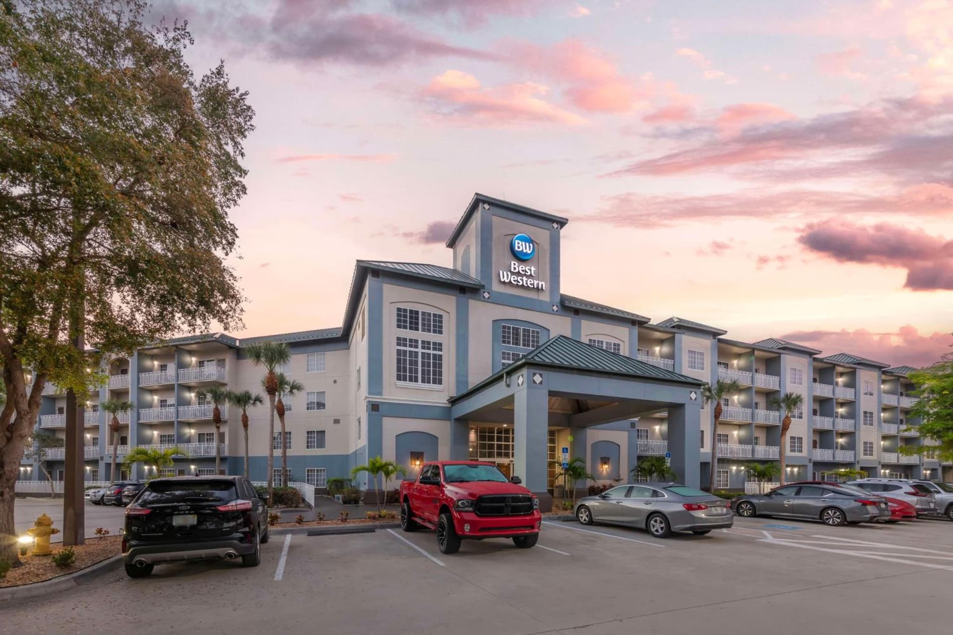 Best Western Naples Plaza Hotel — hotel in Naples, Florida