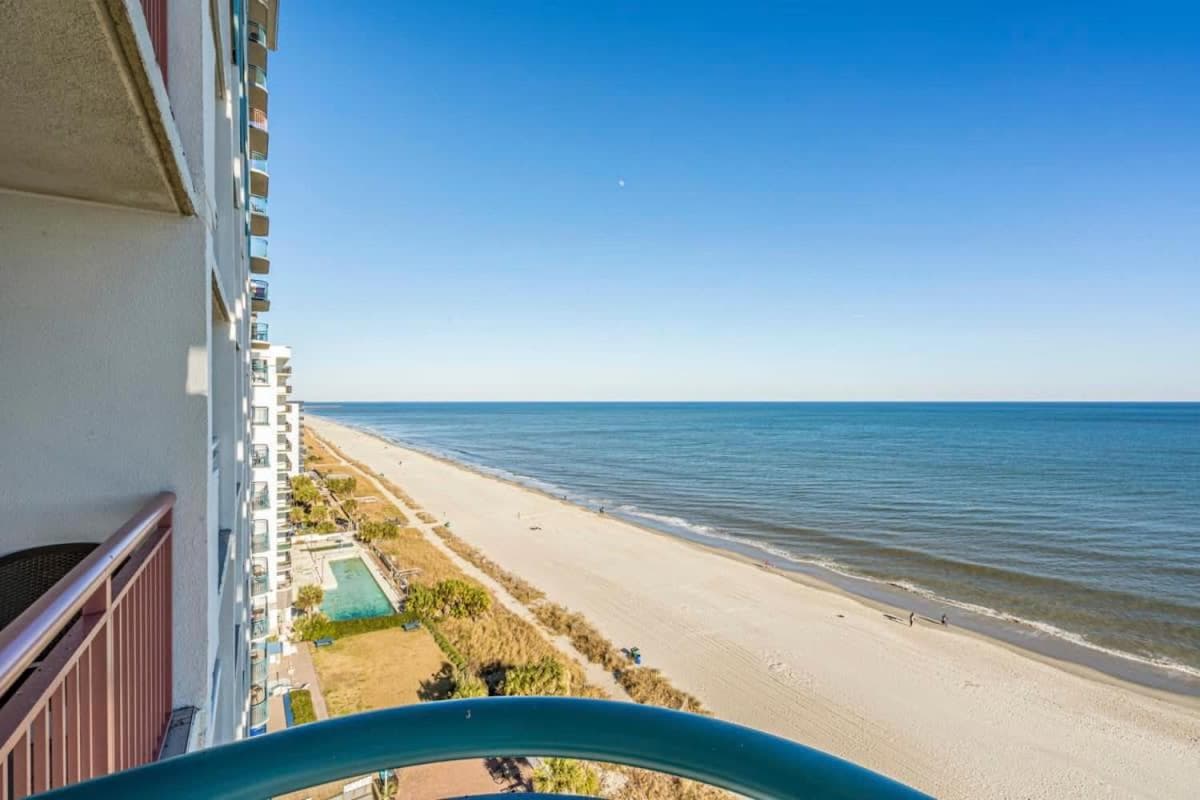 Ocean Front Paradise - Paradise Resort 1010 property views in Myrtle Beach, SC — gallery photo 3