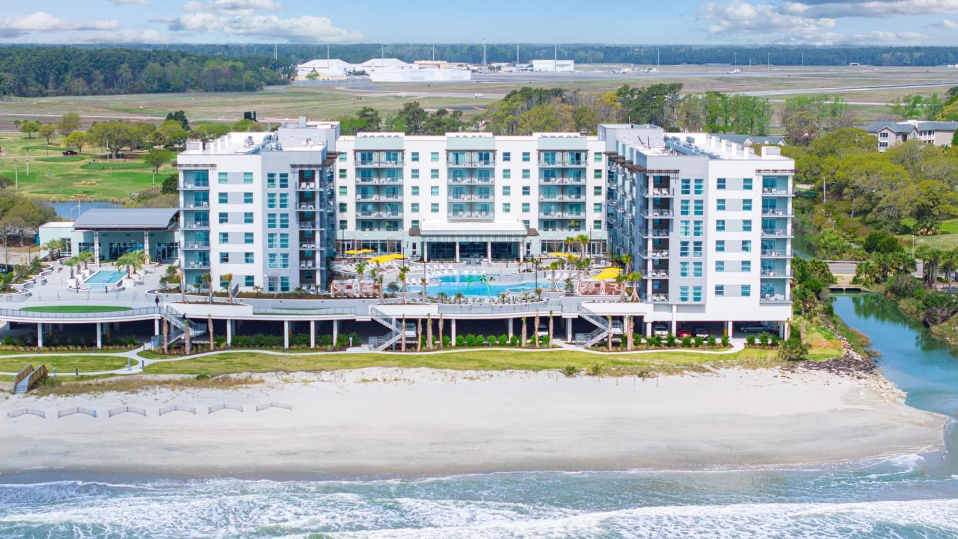 Holiday Inn Club Vacations Myrtle Beach Oceanfront — hotel in Myrtle Beach, South Carolina