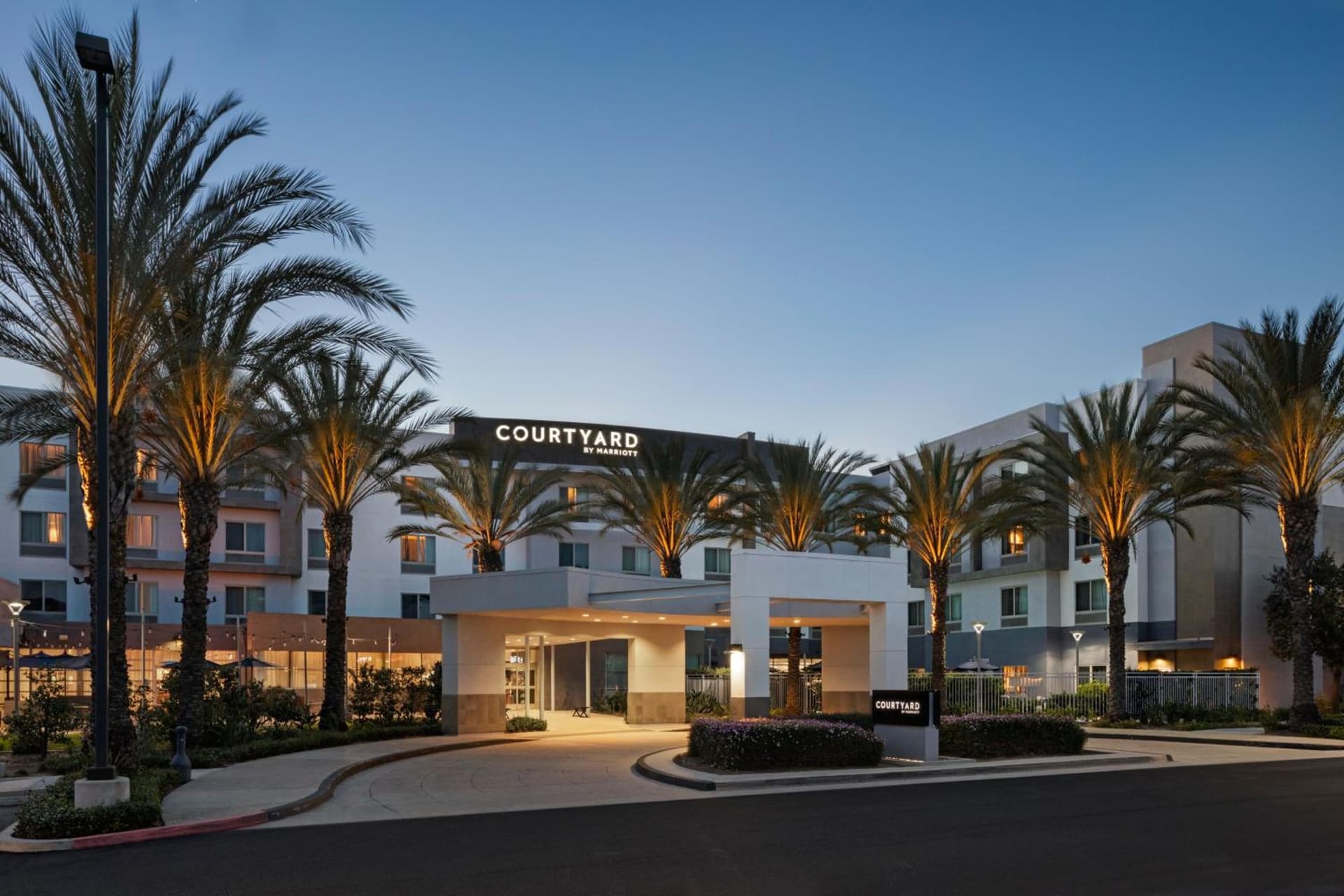 Courtyard Long Beach Airport — hotel in Long Beach, California