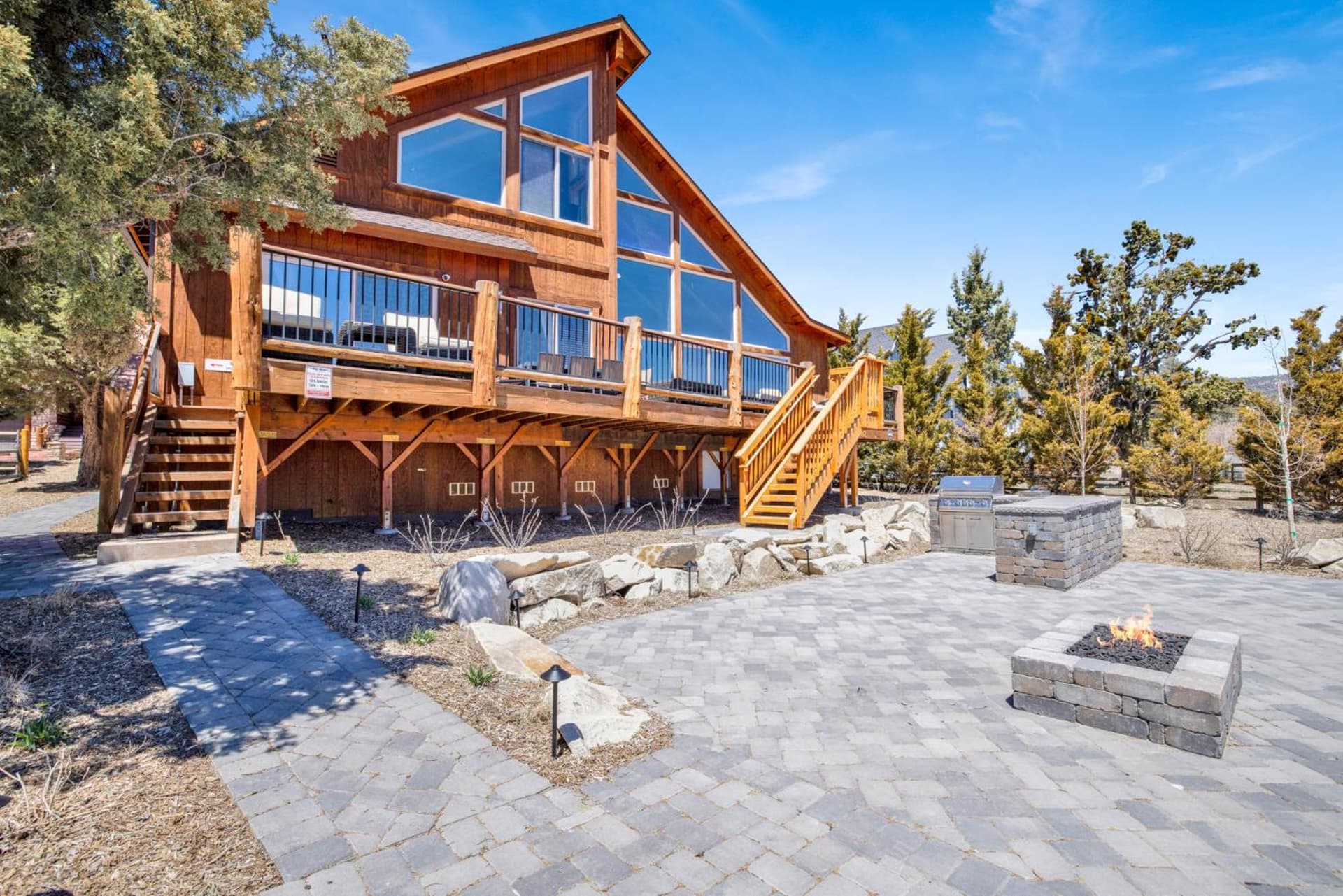 Sky big bear #2211 property views in Minnelusa — gallery photo 3