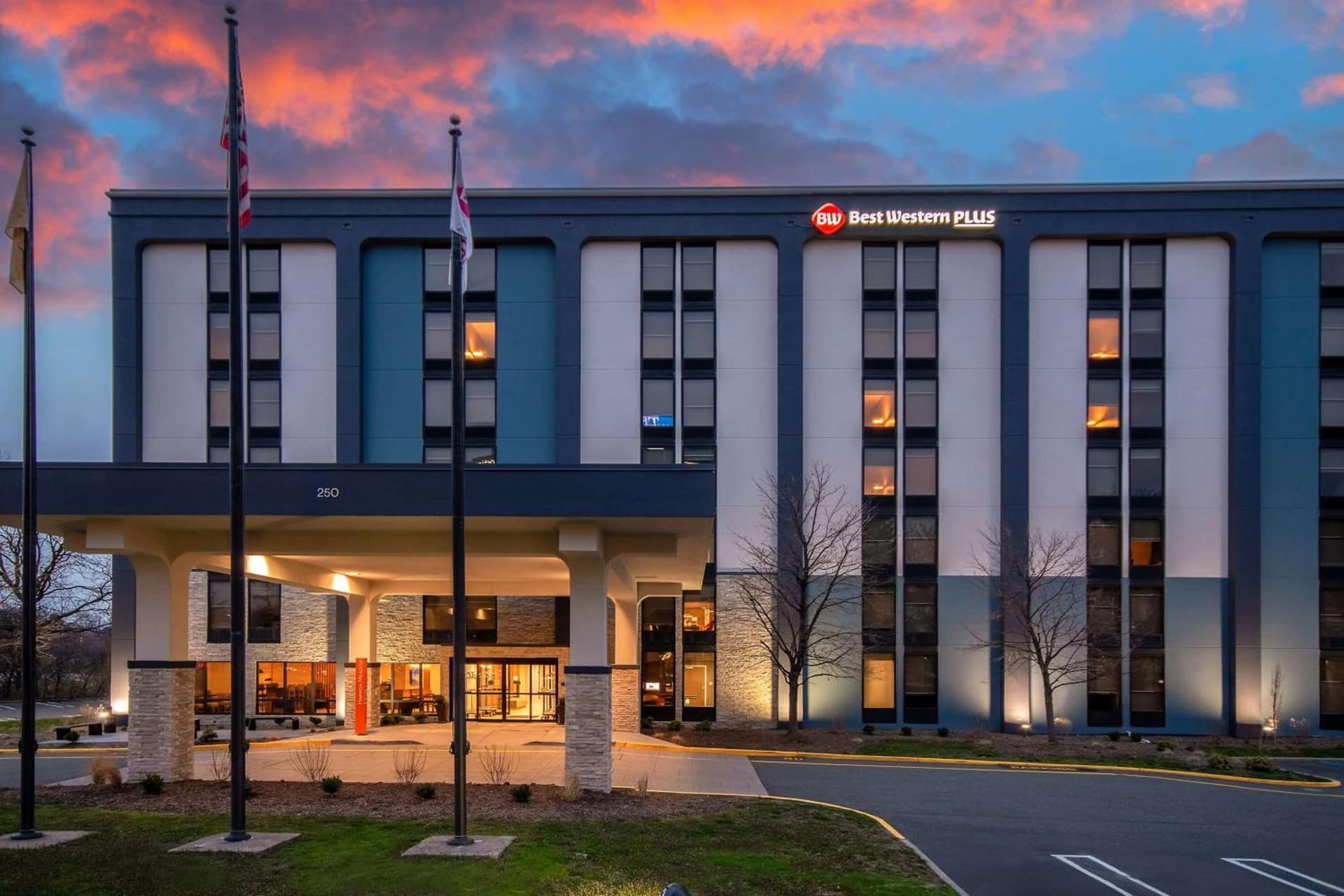 Best Western Plus Meadowlands — hotel in Secaucus, New Jersey