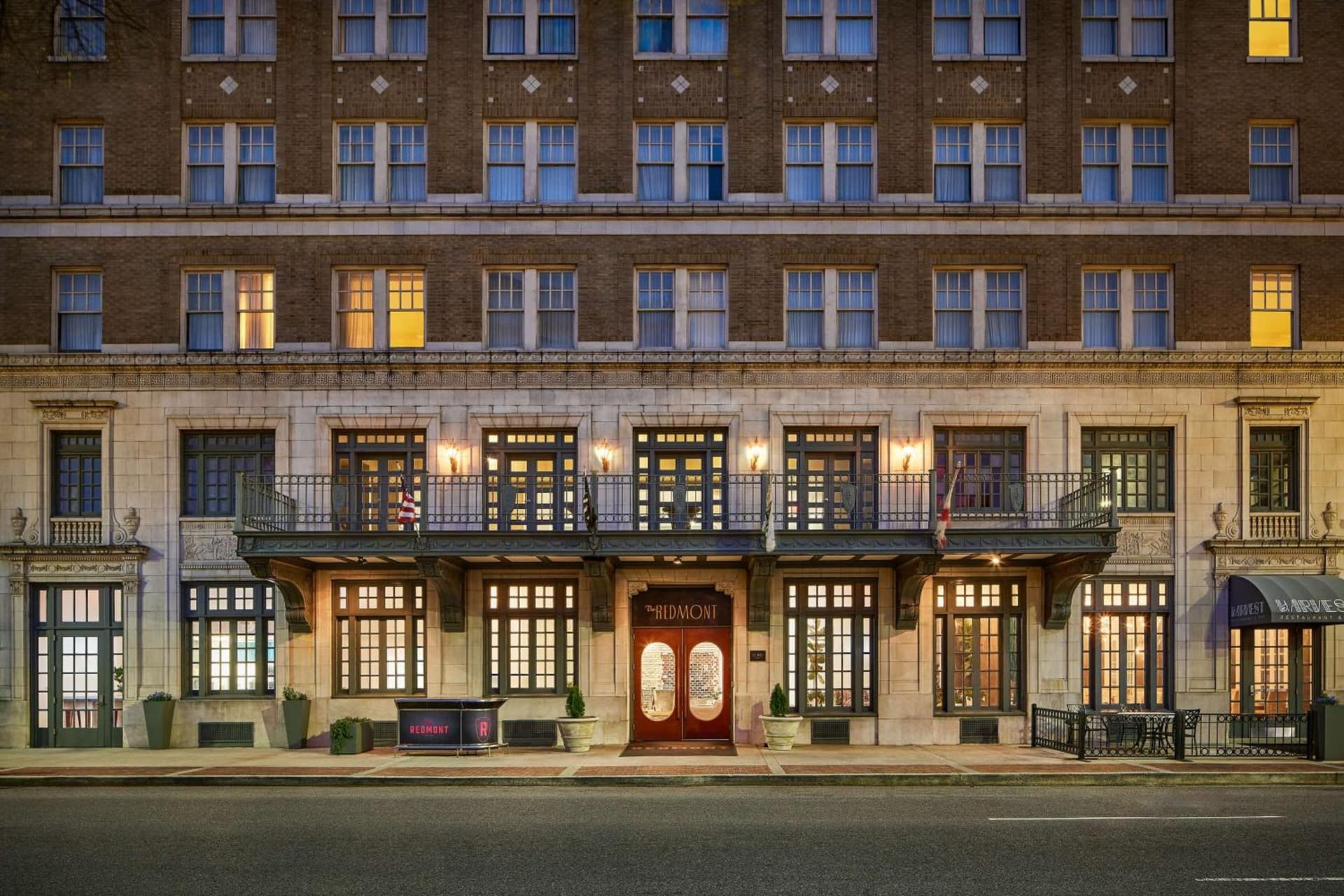 Redmont Hotel Birmingham - Curio Collection by Hilton — hotel in Birmingham, Alabama