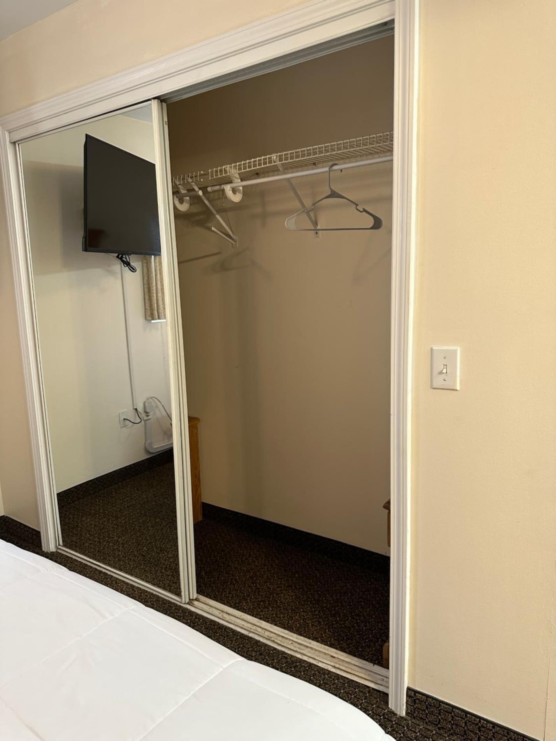 Security Inn and Suites property views in Lake City, SC — gallery photo 3