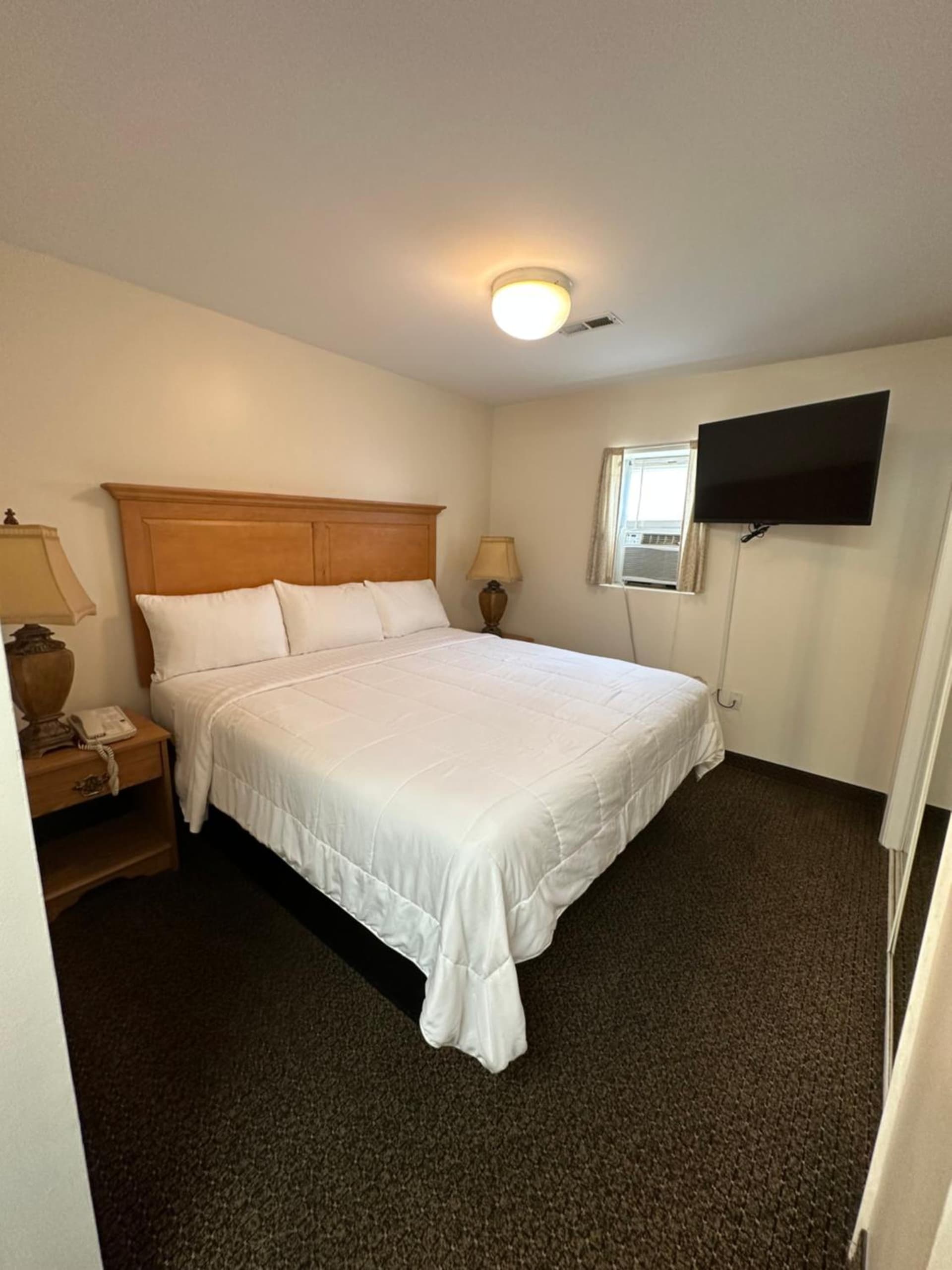 Security Inn and Suites interior in Lake City, SC — gallery photo 2