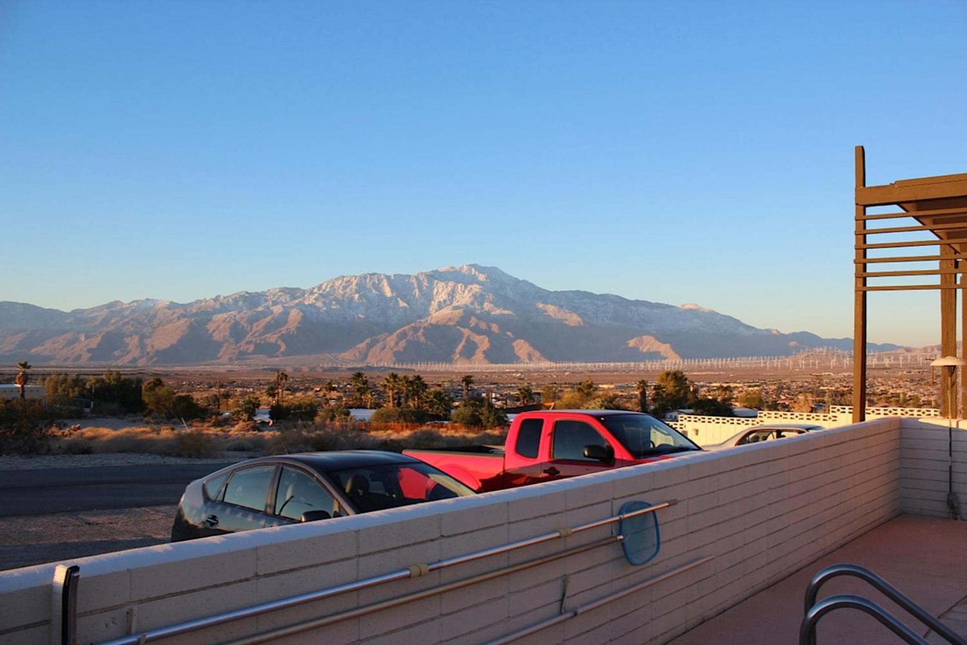 The Gateway Boutique Vacation Rentals — hotel in Desert Hot Springs, California