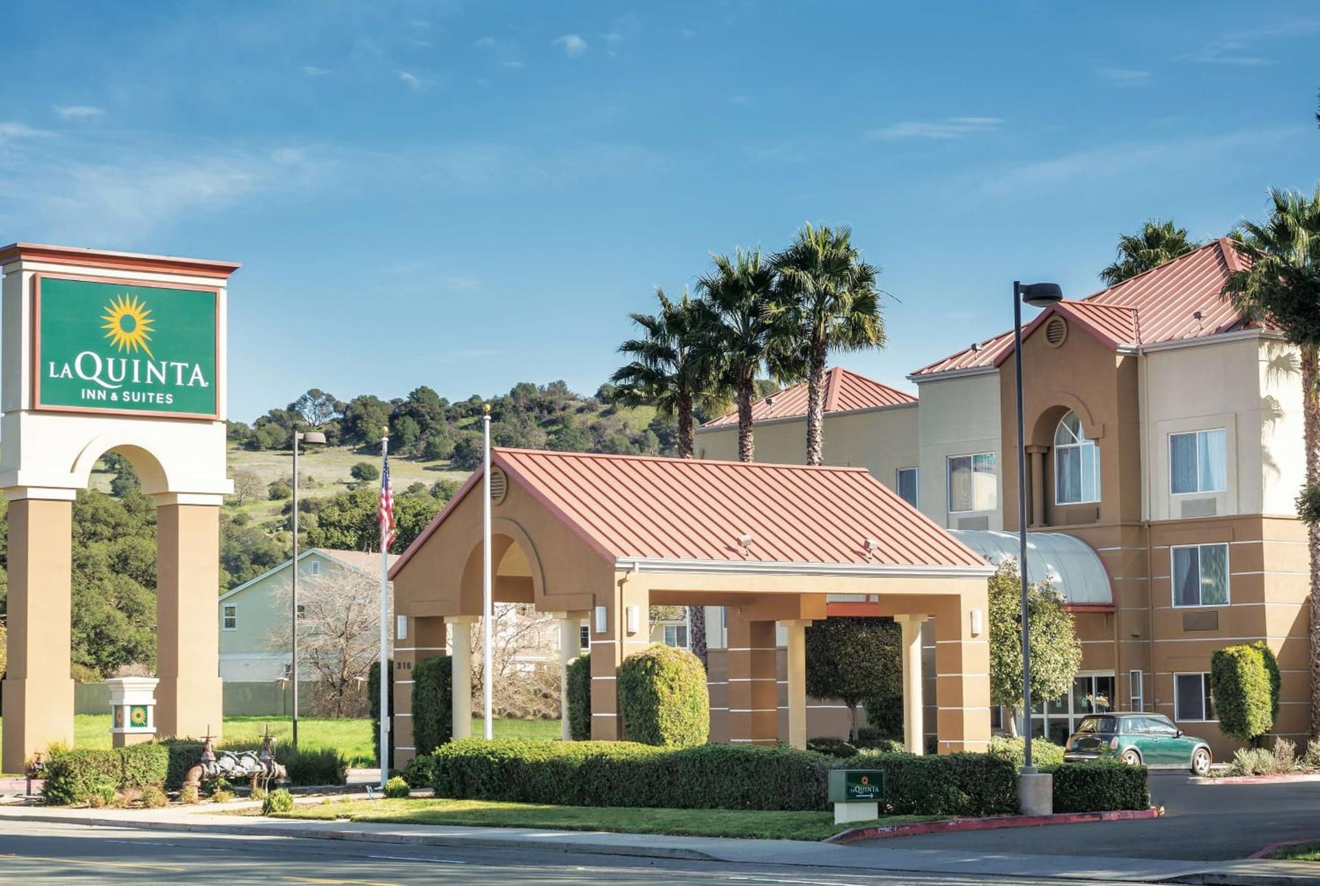 La Quinta by Wyndham Fairfield - Napa Valley featured exterior or lobby in Fairfield, CA — similar hotel