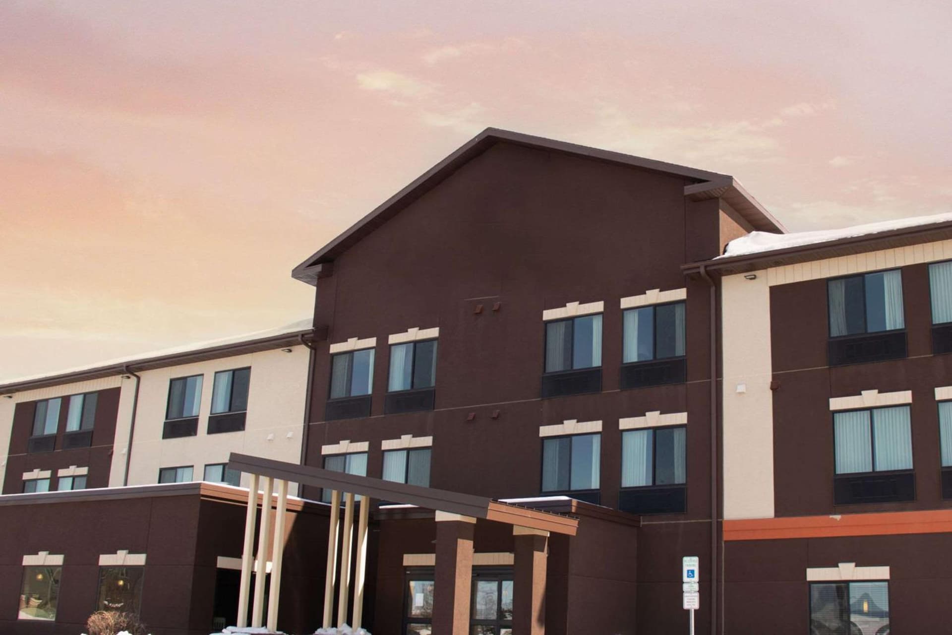 Grand Forks Lodge and Suites featured exterior or lobby in Grand Forks, ND — similar hotel