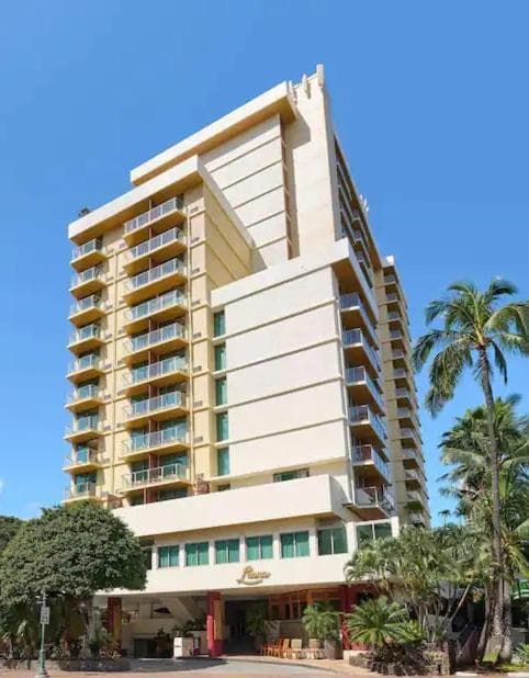 Luana Waikiki Hotel Unit - Free parking no other fees beyond booking sleeps up to 4 featured exterior or lobby in Honolulu, HI — similar hotel