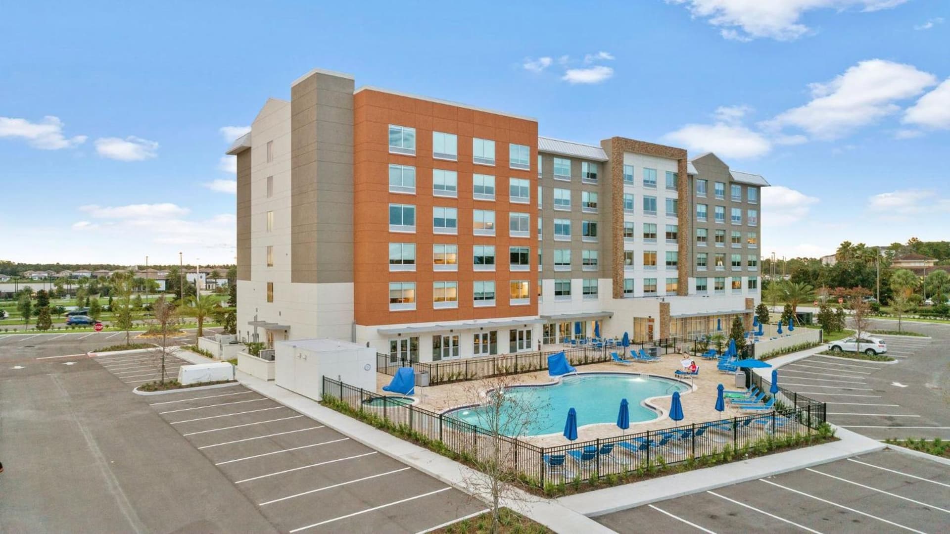 Holiday Inn Express & Suites Orlando- Lake Buena Vista by IHG — hotel in Orlando, Florida