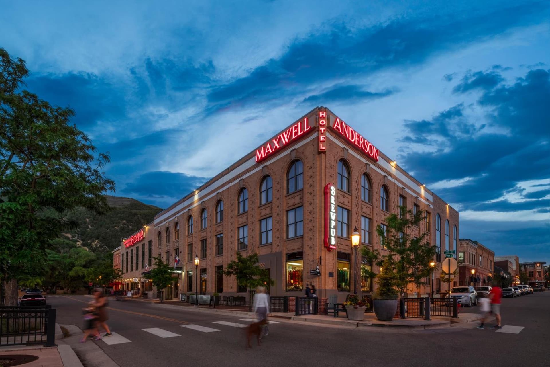 Hotel Maxwell Anderson featured exterior or lobby in Glenwood Springs, CO — similar hotel