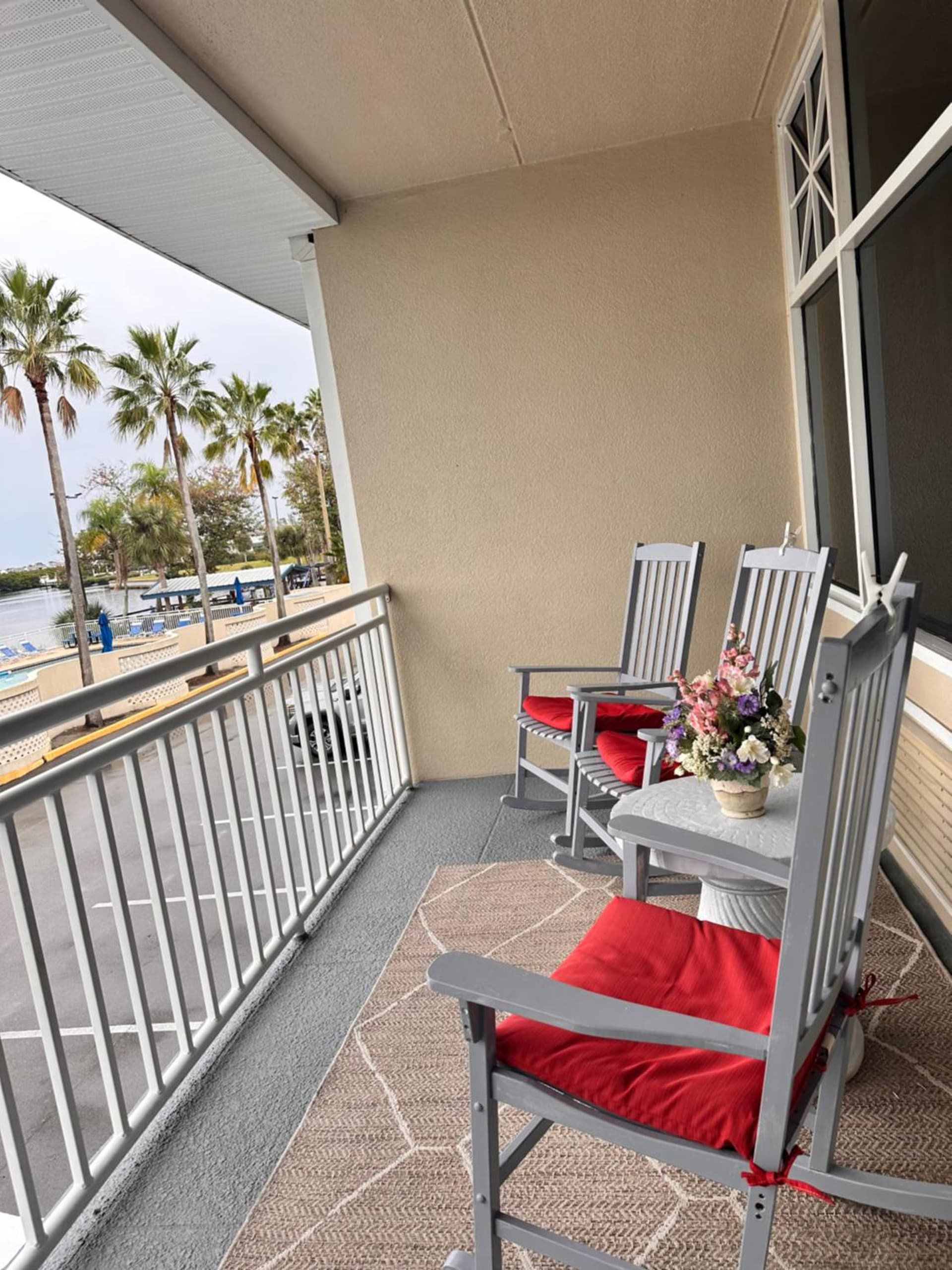 Perfect getaway with pool, hot tub and world class views — hotel in Ruskin, Florida