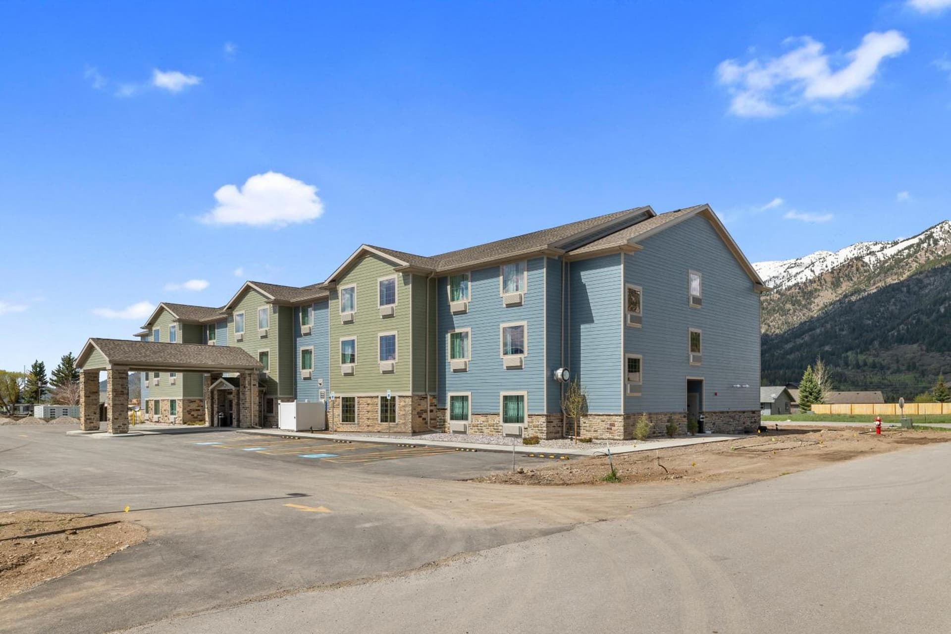 Cobblestone Hotel & Suites - Alpine — hotel in Alpine, Wyoming