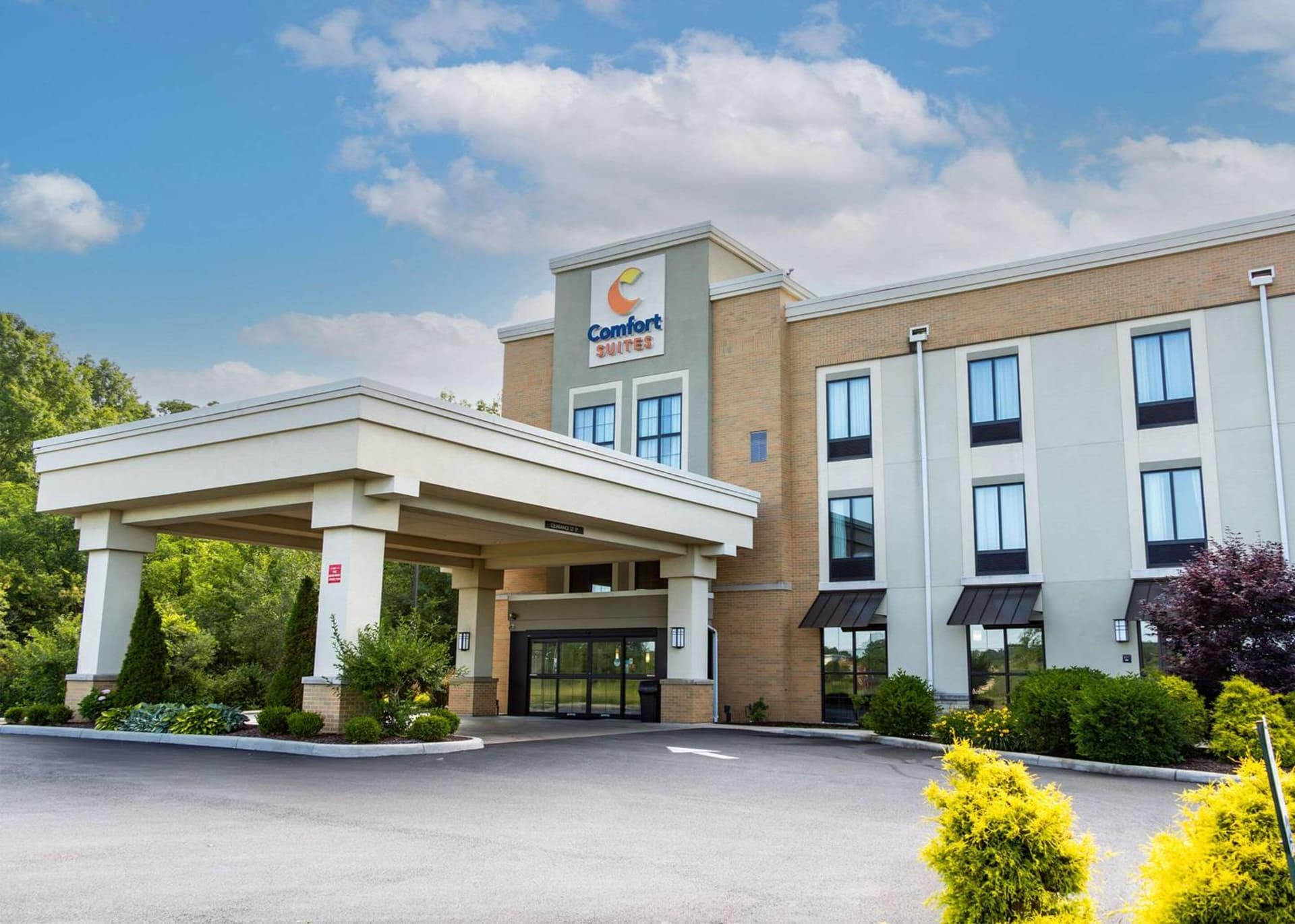 Comfort Suites-Youngstown North — hotel in Youngstown, Ohio