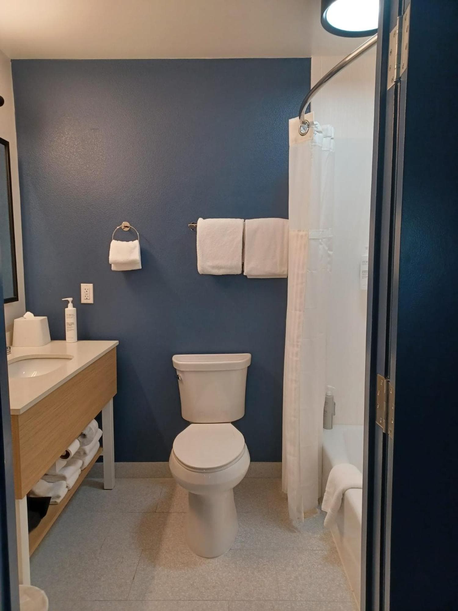 Spark By Hilton Redlands property views in Redlands, CA — gallery photo 3