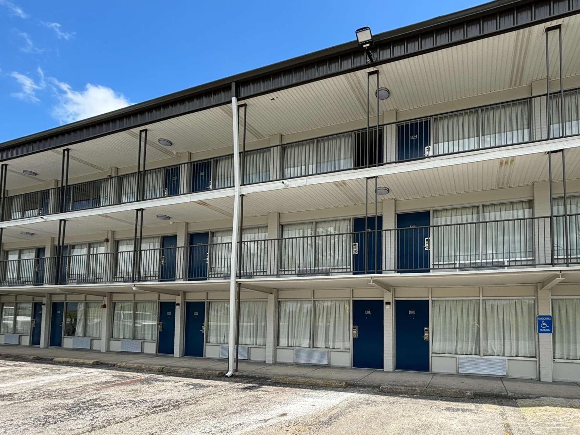Motel 6 Richmond, KY EKU Campus Area — hotel in Richmond, Kentucky