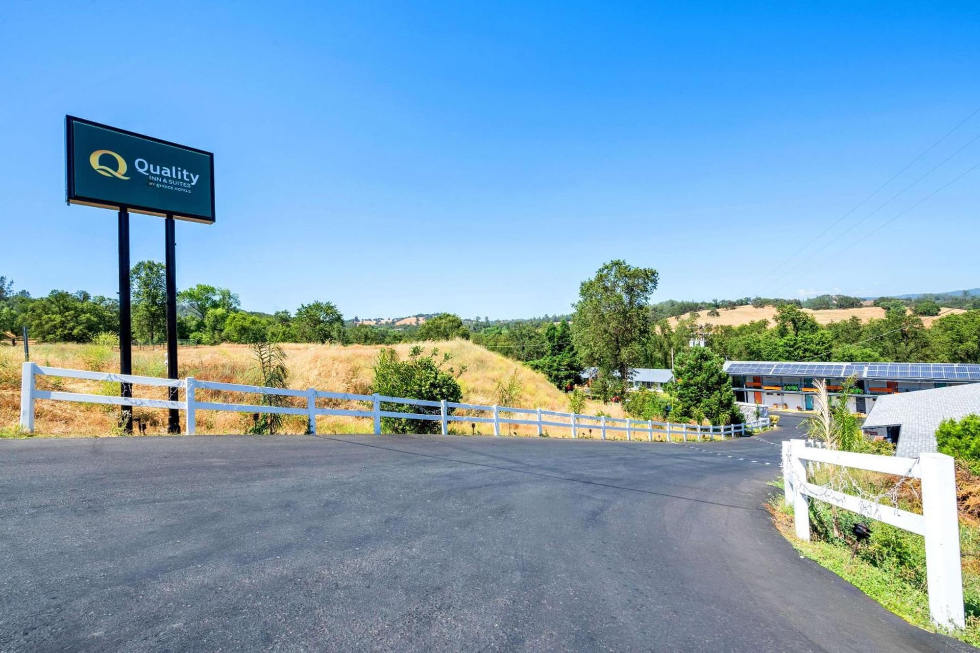 Quality Inn & Suites Jackson — hotel in Jackson, California