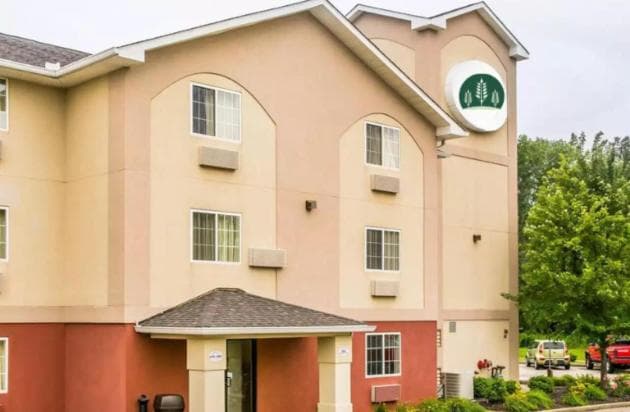 Birch Hill Suites Dayton-WP AFB — hotel in Beavercreek, Ohio