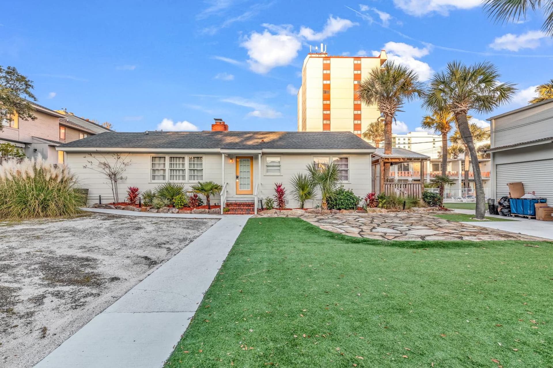 Holiday Shores Myrtle Beach property views in Myrtle Beach, SC — gallery photo 3