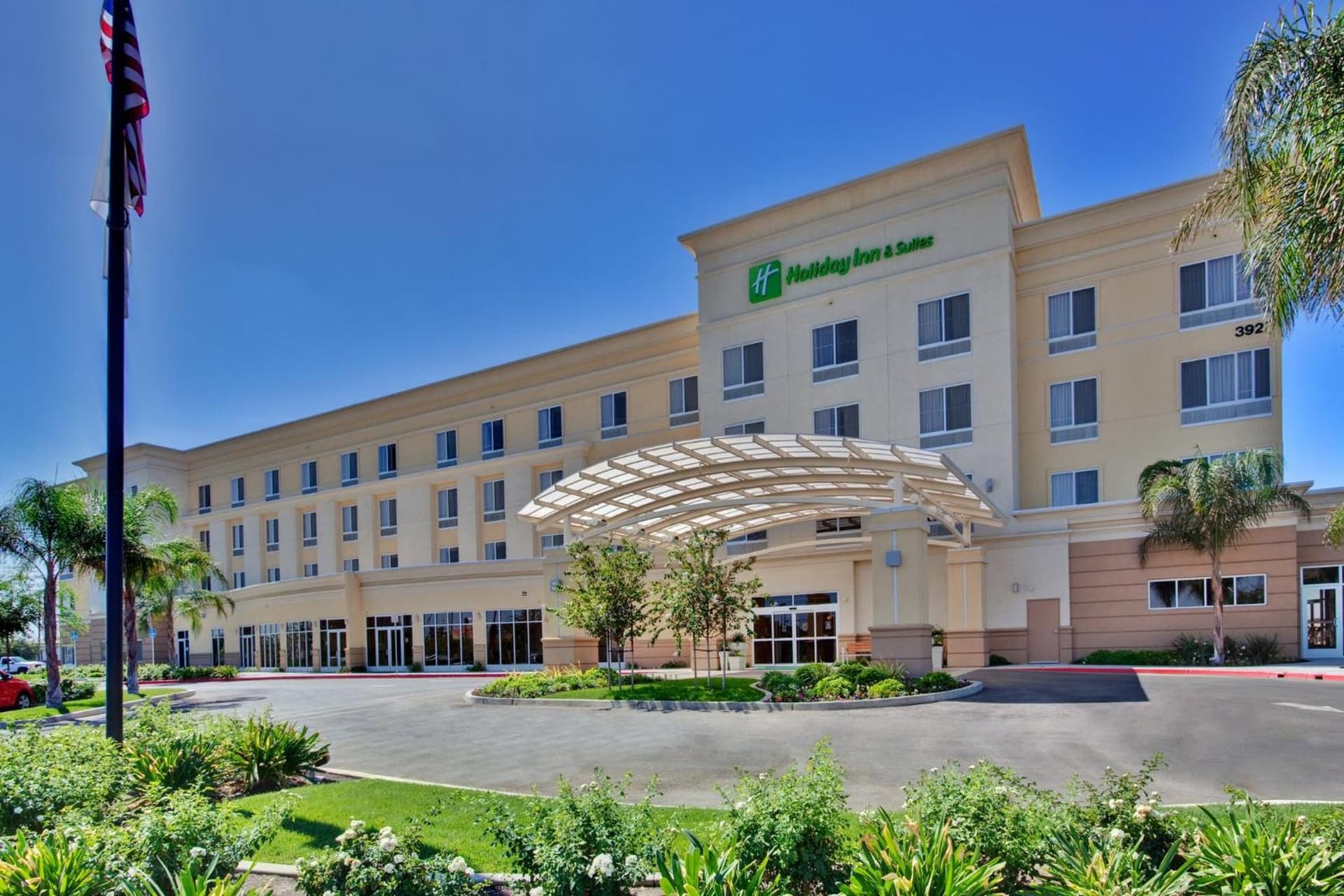 Holiday Inn & Suites Bakersfield by IHG — hotel in Bakersfield, California
