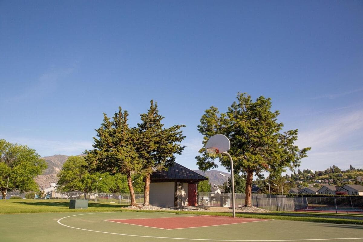 Tennis Village at Wapato Point Resort interior in Manson, WA — gallery photo 2