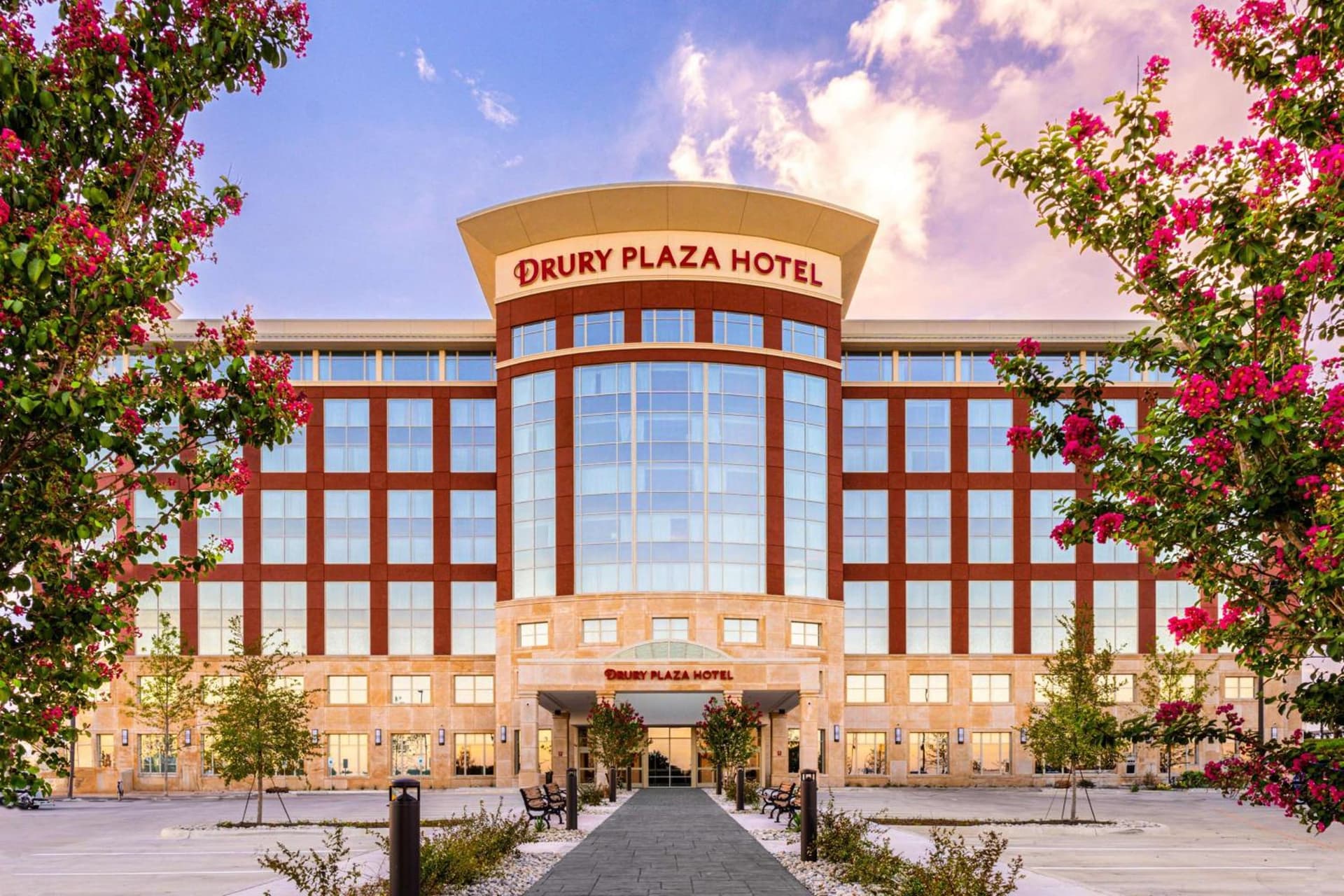 Drury Plaza Hotel Dallas Arlington — hotel in Arlington, Texas