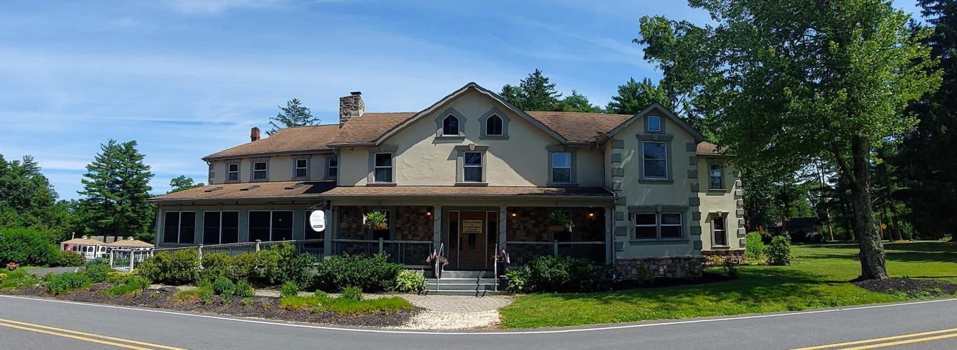 Woodfield Manor - A Sundance Vacations Property — hotel in Sierra View, Pennsylvania