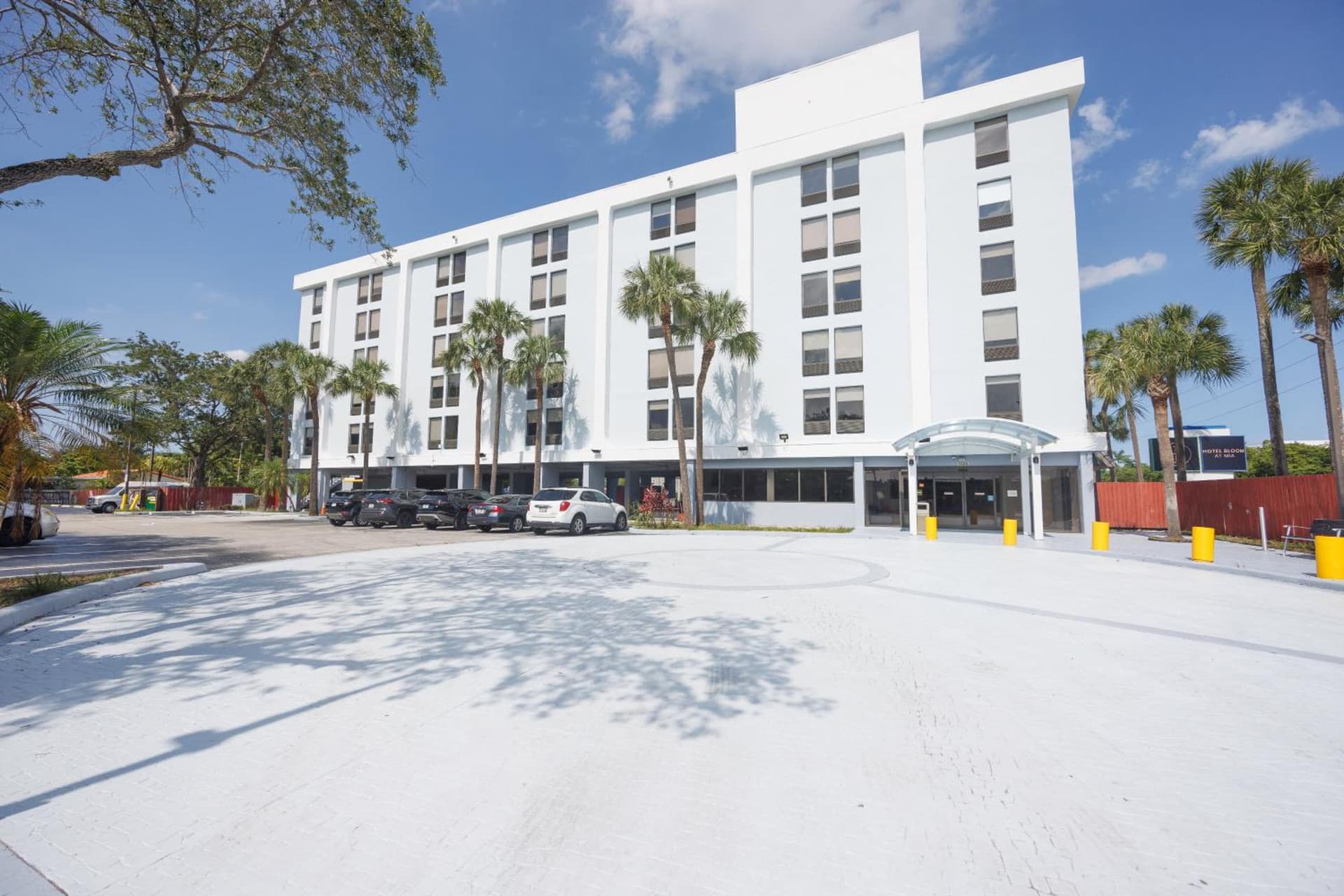 B&B Hotel Miami Airport — hotel in Miami, Florida