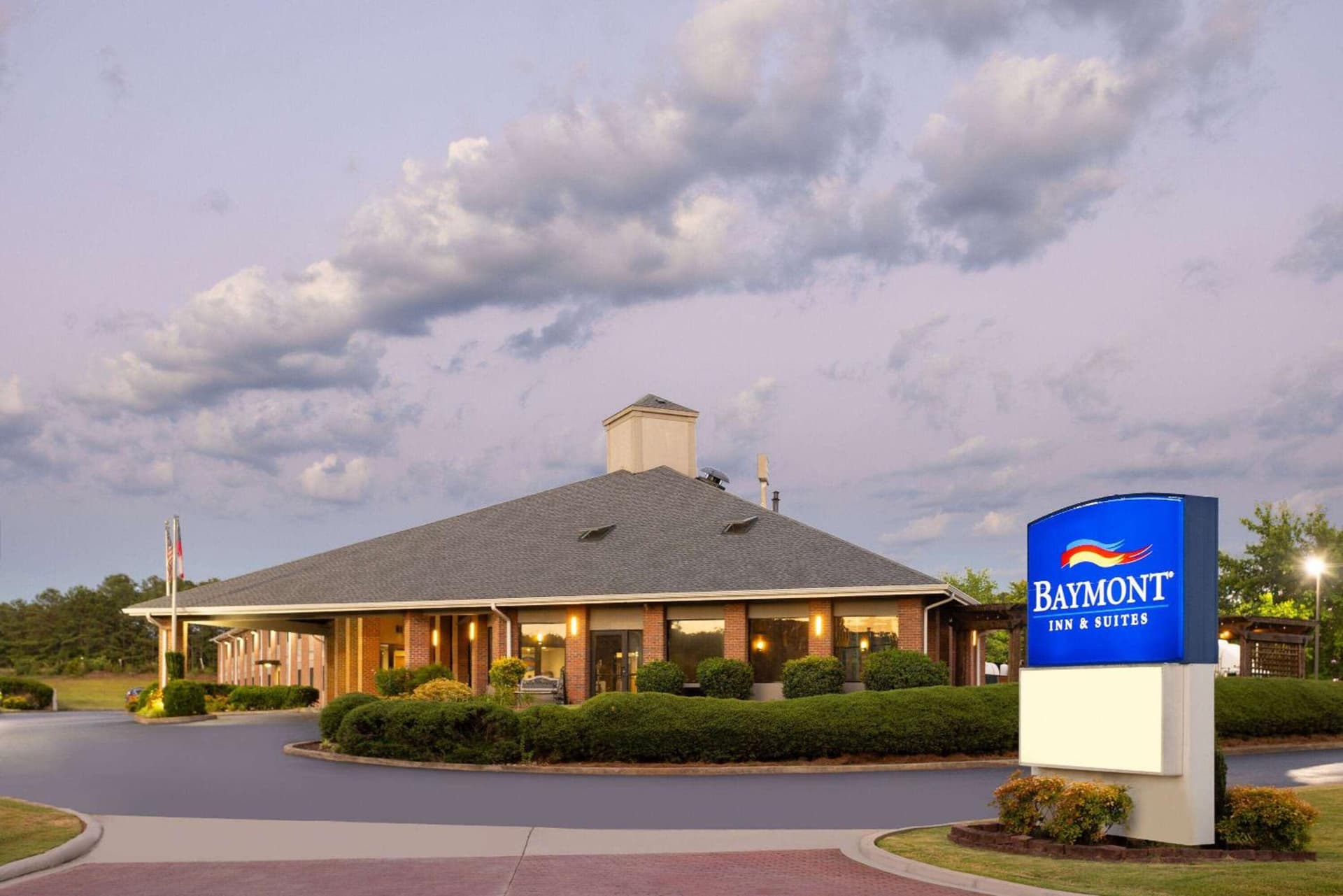 Baymont by Wyndham LaGrange — hotel in LaGrange, Georgia