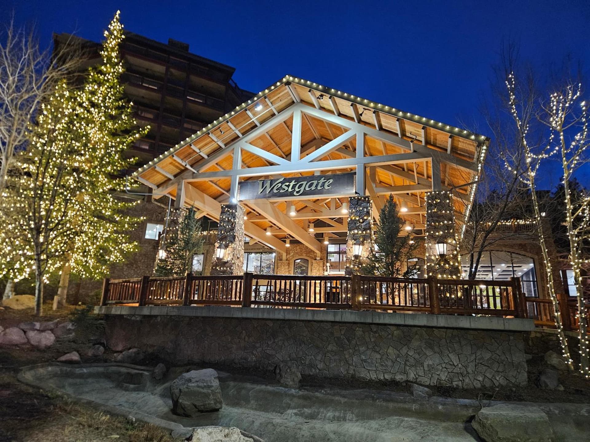 Ski-in-out, Canyons, Westgate, King, Hot Tub, Pools, Pancake Mix and Syrup, Breakfast Beverage Bar — hotel in Park City, Utah