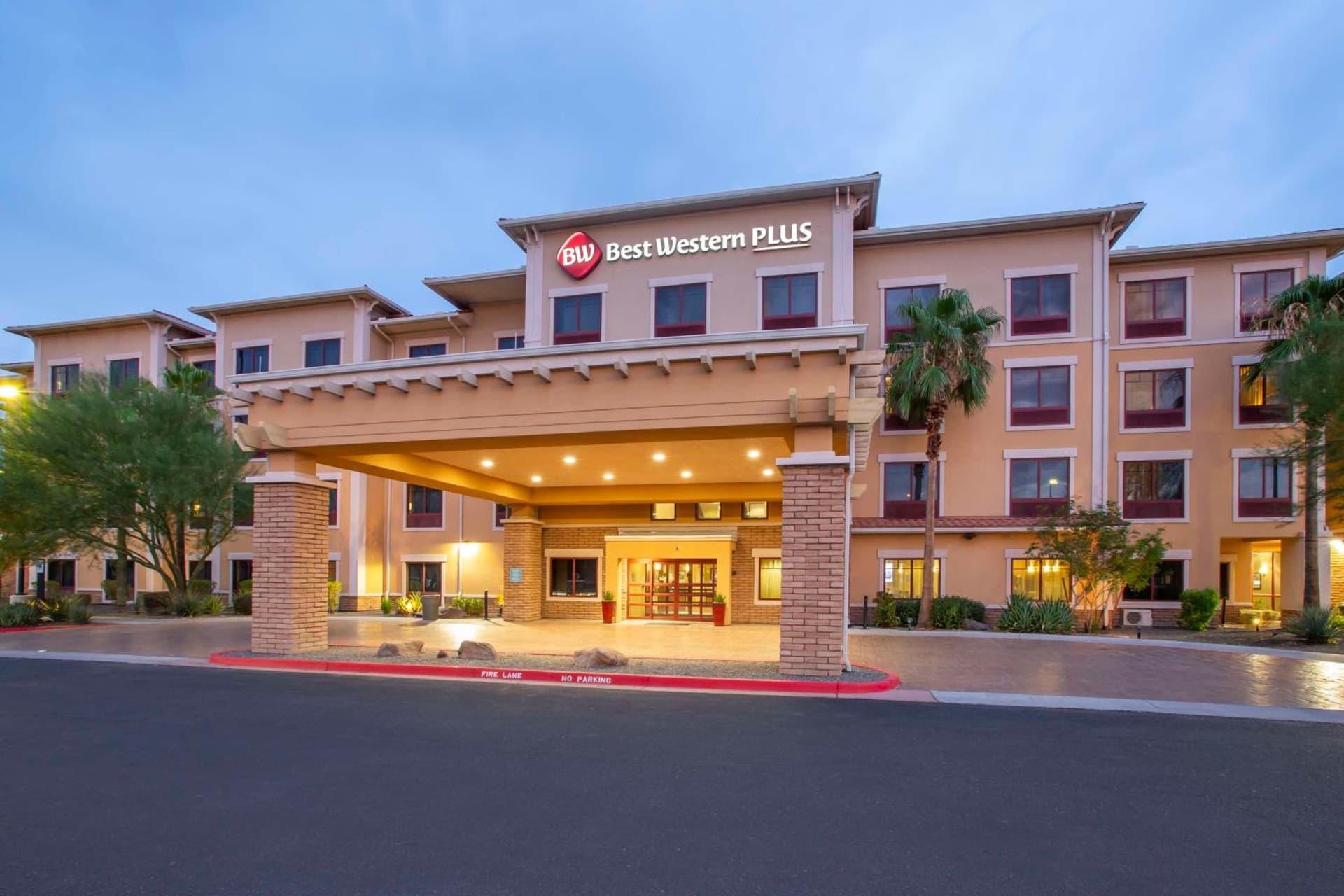 Best Western Plus Chandler Hotel & Suites — hotel in Chandler, Arizona