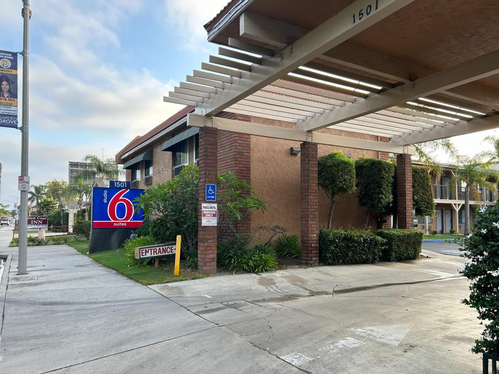 Studio 6 Suites Santa Ana, CA — hotel in Santa Ana, California