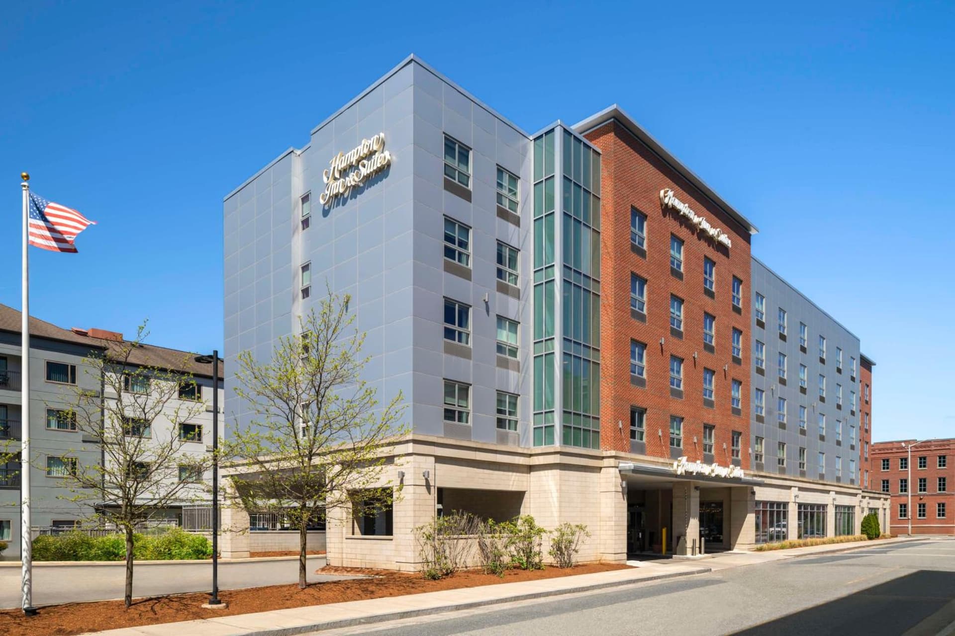 Hampton Inn & Suites-Worcester, MA — hotel in Worcester, Massachusetts