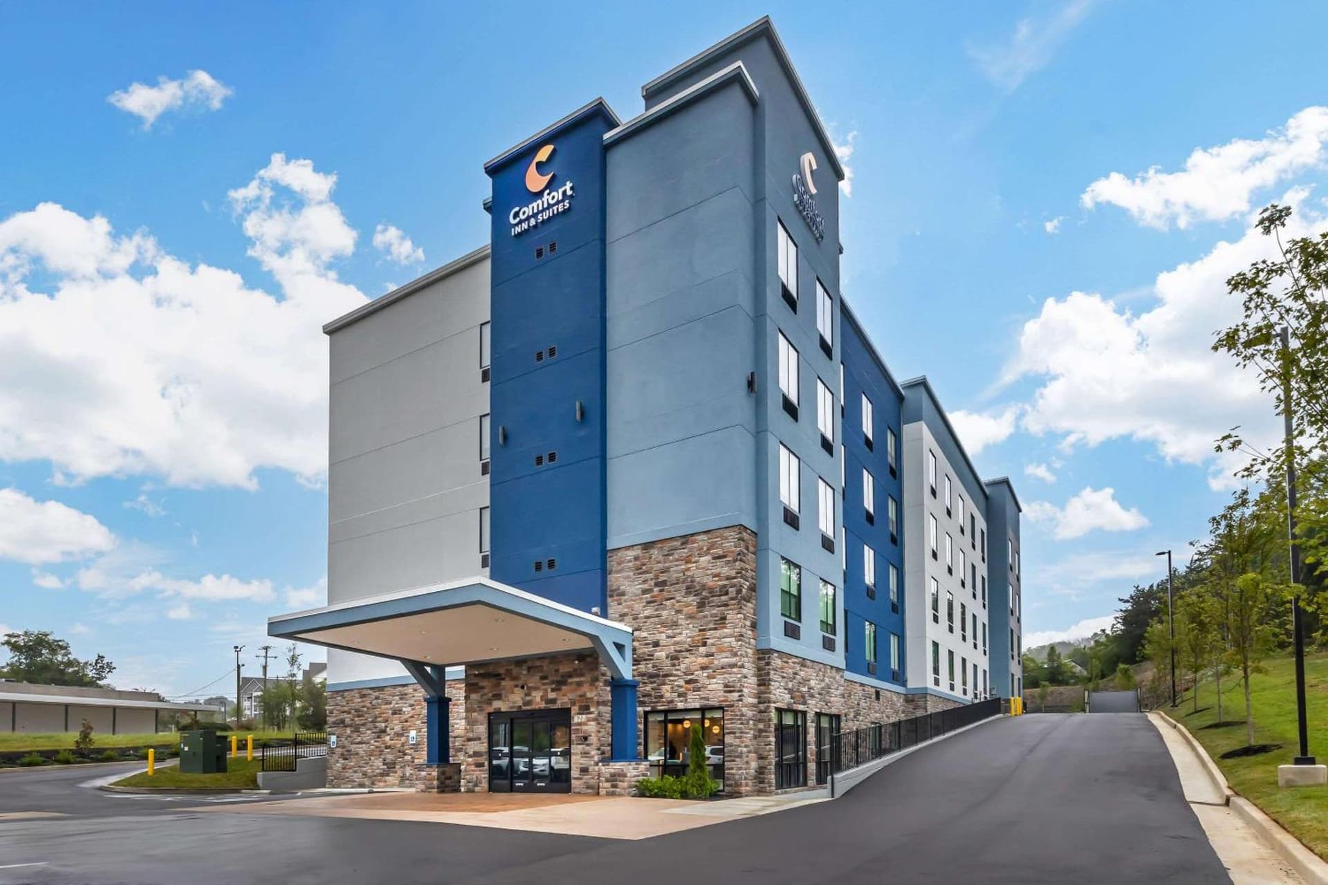 Comfort Inn & Suites Nashville Bellevue — hotel in Bellevue, Nebraska