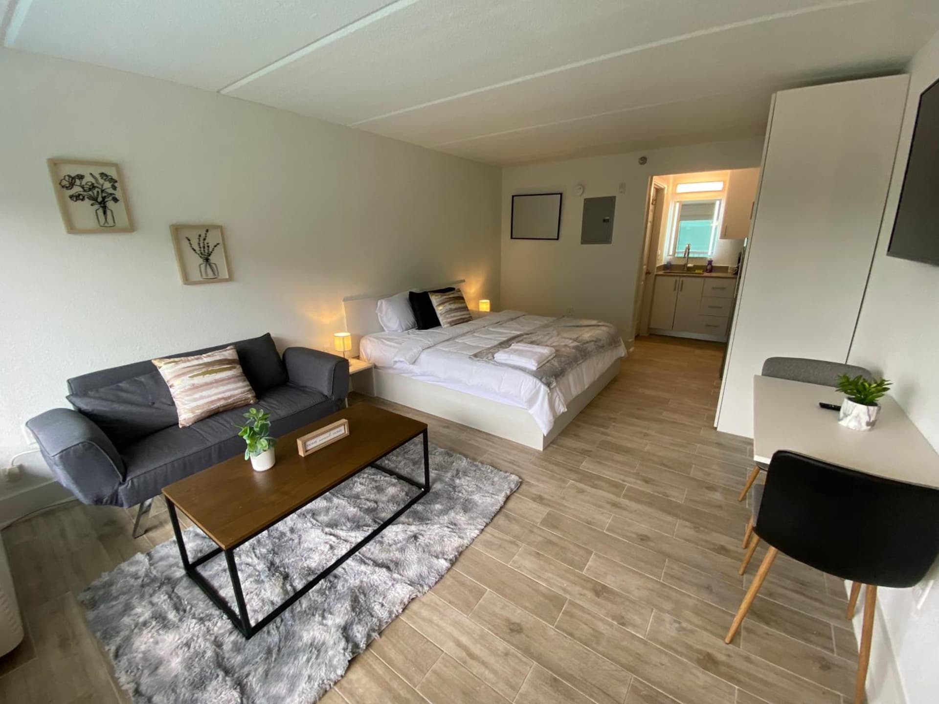 Orlando Adventure Hub, Near Disney, 1BD-1BA featured exterior or lobby in Vineland — similar hotel