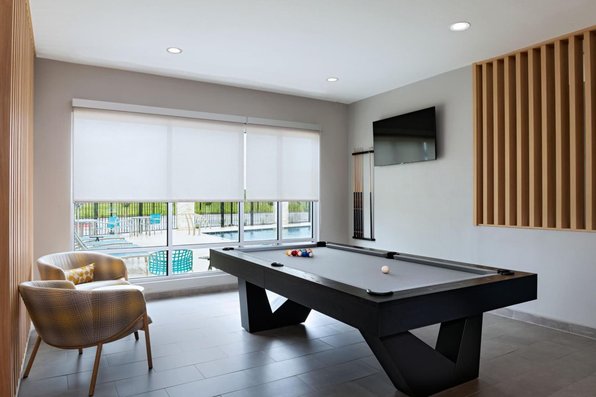 TownePlace Suites by Marriott Stafford Sugar Land property views in Stafford, TX — gallery photo 3
