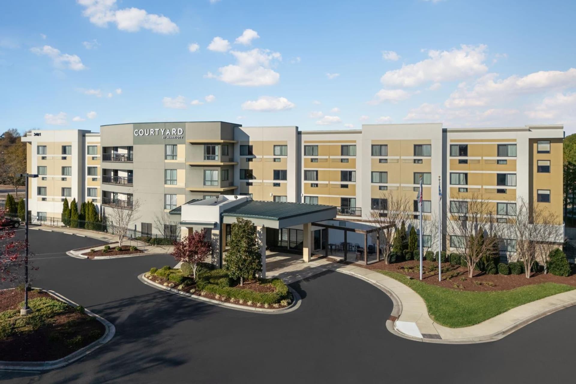Courtyard by Marriott Raleigh North/Triangle Town Center — hotel in Raleigh, North Carolina