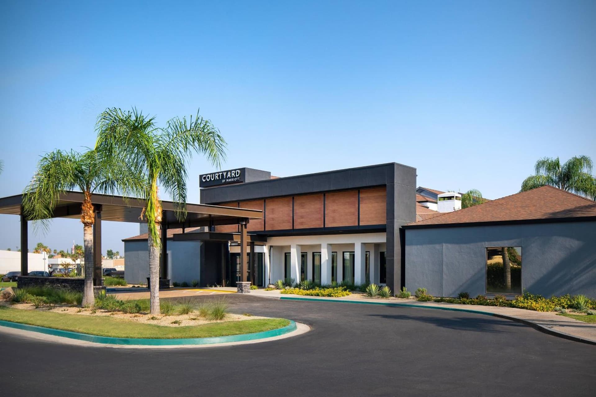 Courtyard by Marriott Fresno — hotel in Fresno, California