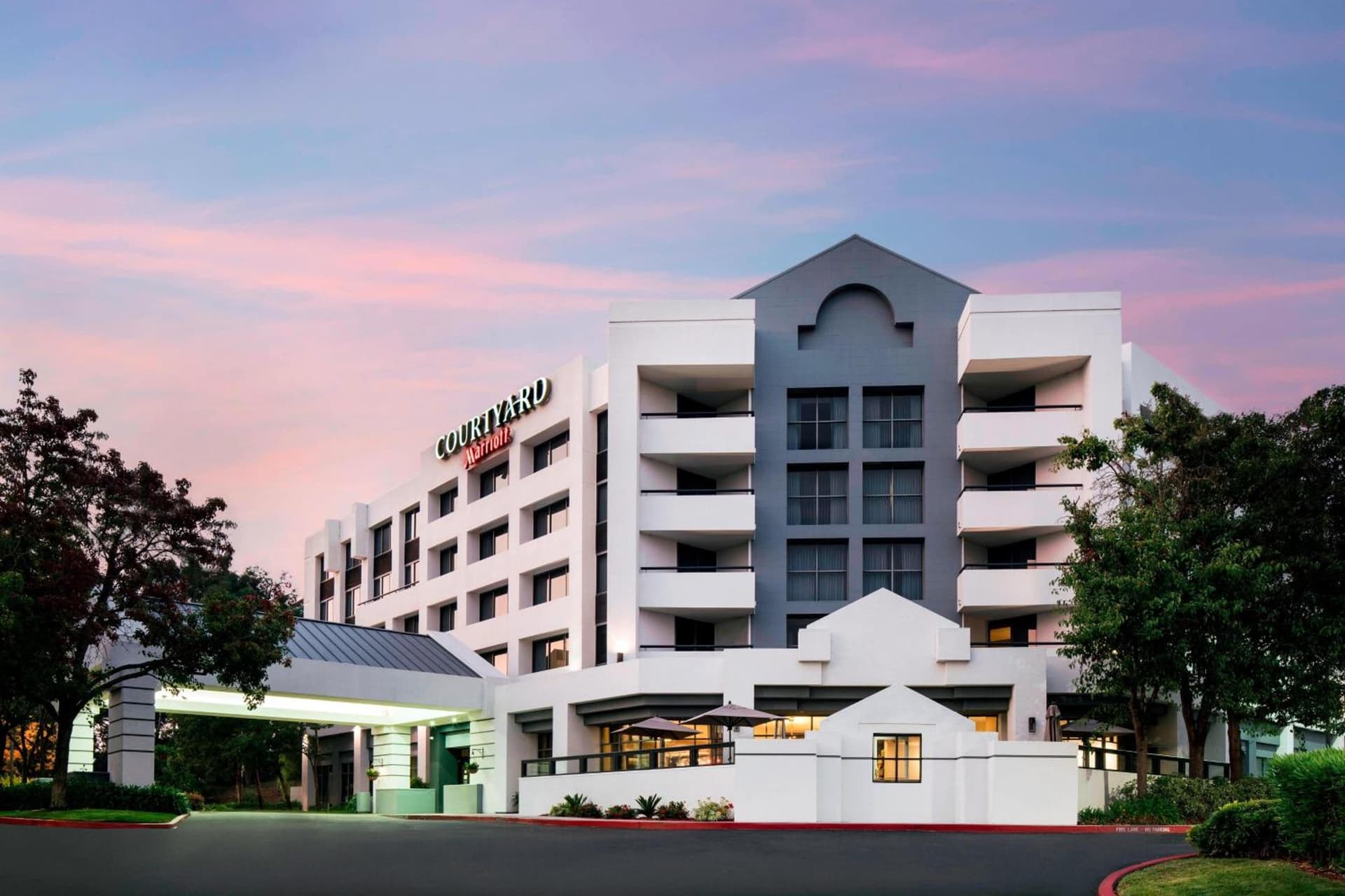 Courtyard by Marriott Richmond Berkeley — hotel in Richmond, California