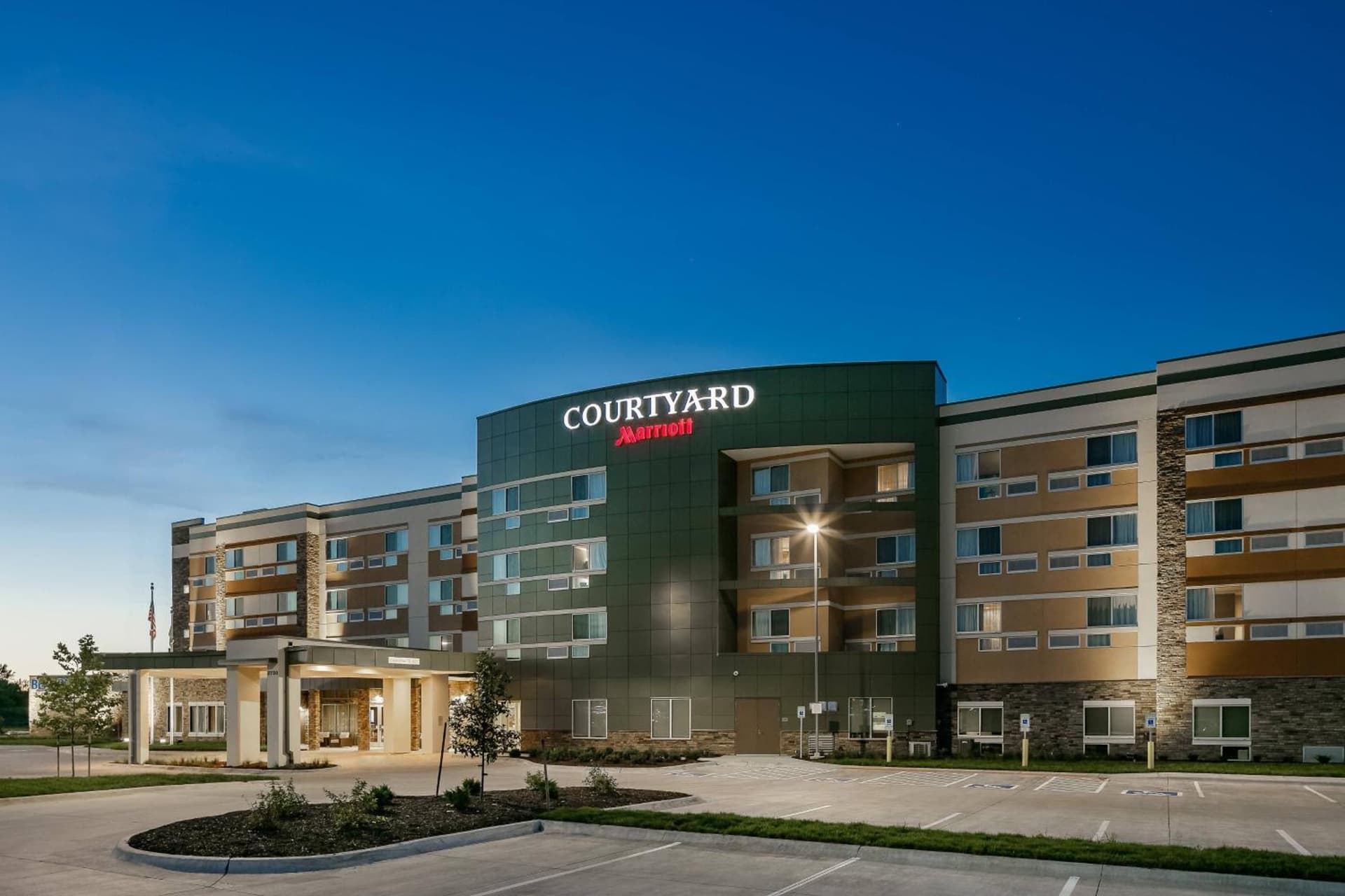 Courtyard by Marriott Omaha Bellevue at Beardmore Event Center — hotel in Bellevue, Nebraska