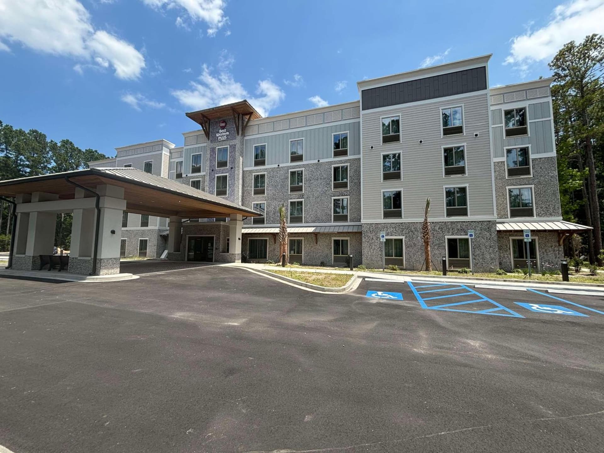 Best Western Plus Bluffton/Hilton Head Hotel — hotel in Bluffton, South Carolina