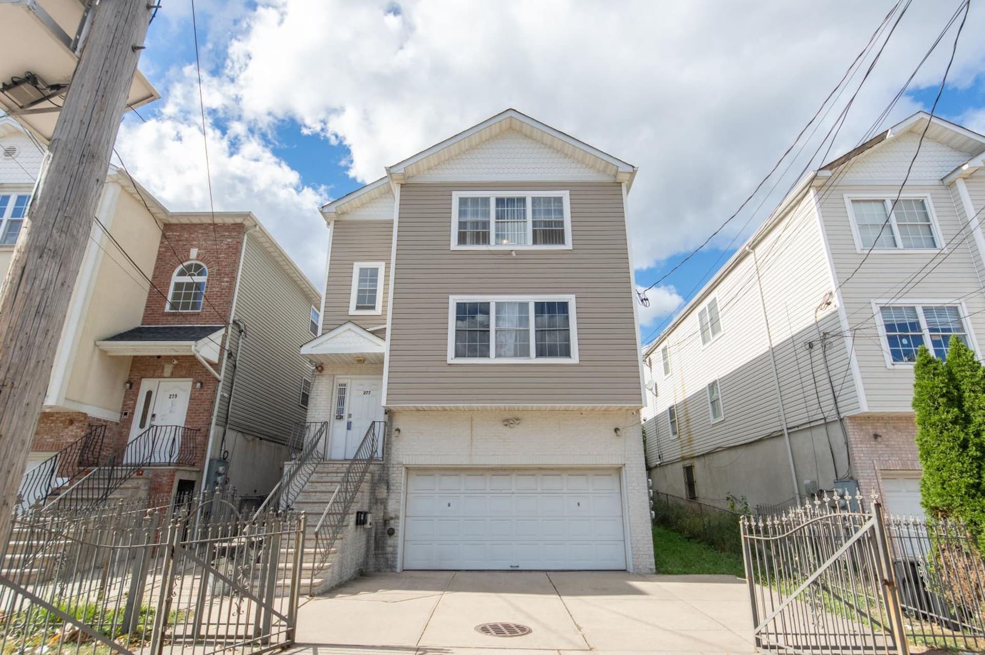 4 Bedroom-Airport Convient — hotel in Elizabeth, New Jersey