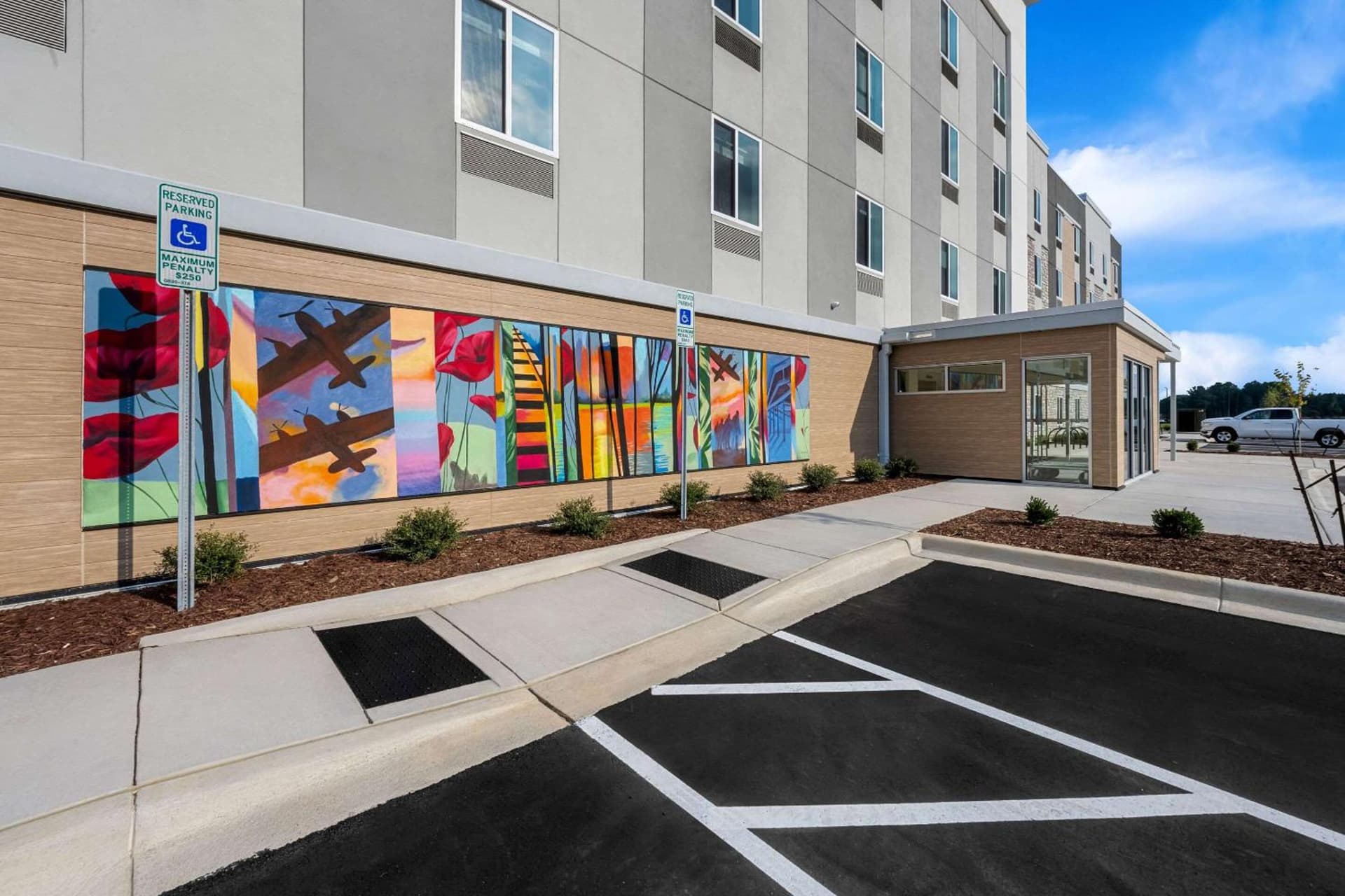 Everhome Suites Fayetteville near Fort Bragg interior in Fayetteville, NC — gallery photo 2