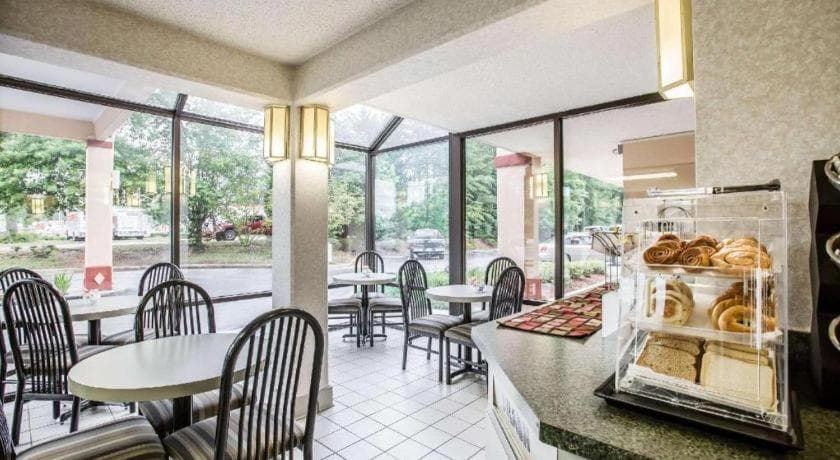 Econo Lodge South property views in Garner, NC — gallery photo 3