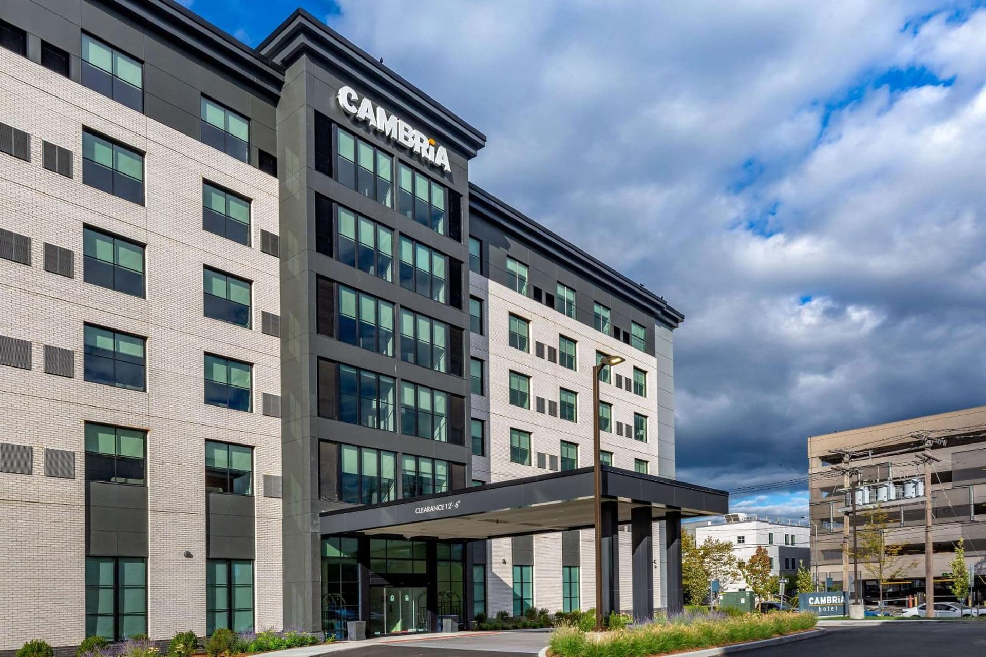 Cambria Hotel New Haven University Area — hotel in New Haven, Connecticut