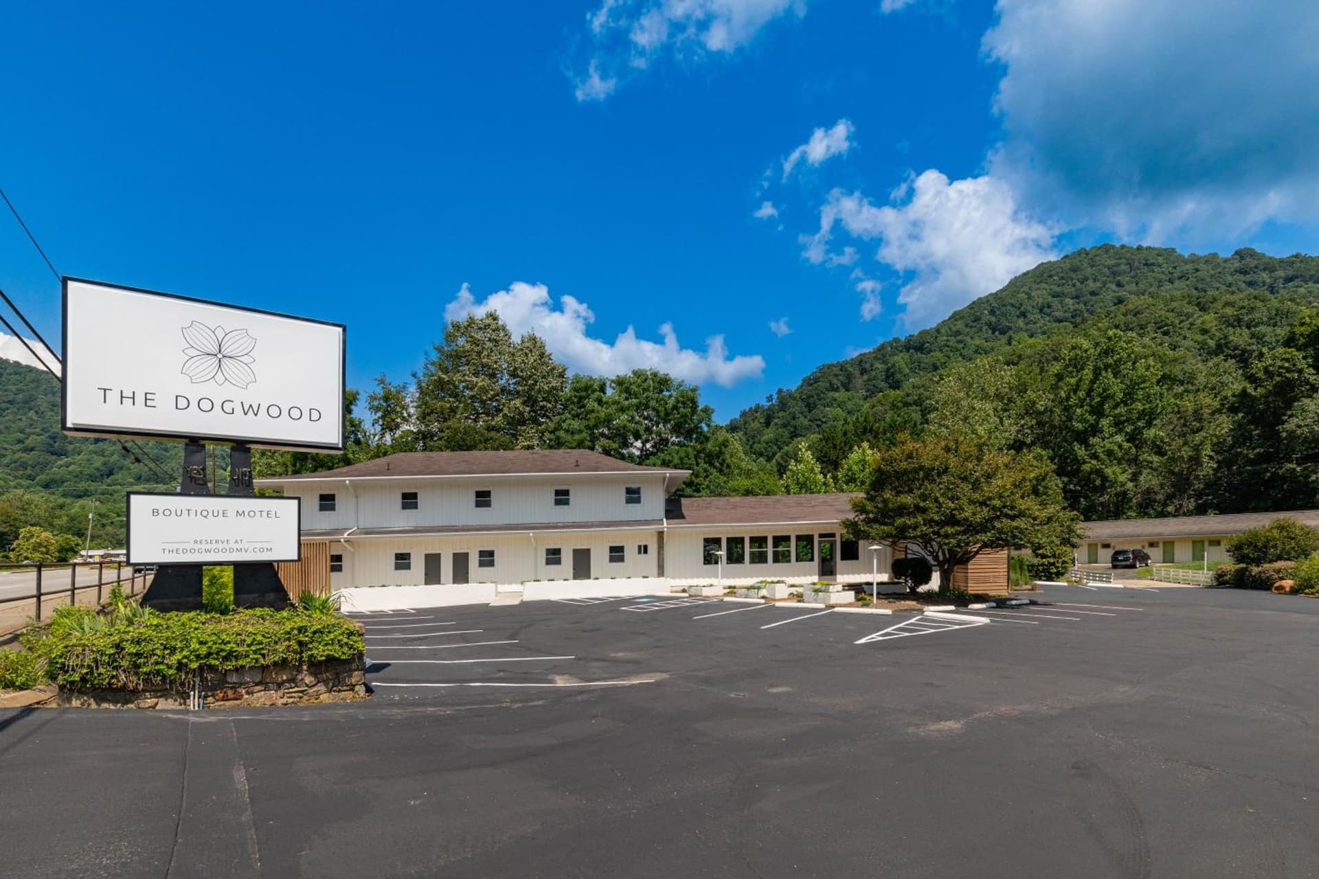 Dogwood Boutique Motel — hotel in Maggie Valley, North Carolina