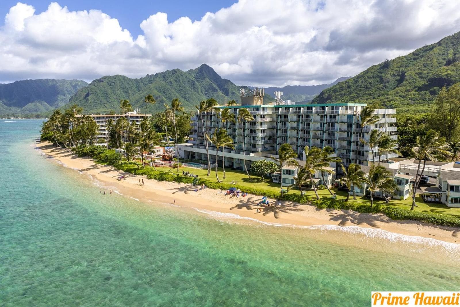 Pats at Punalu'u - Beachfront Condo 1 — hotel in Hauula, Hawaii
