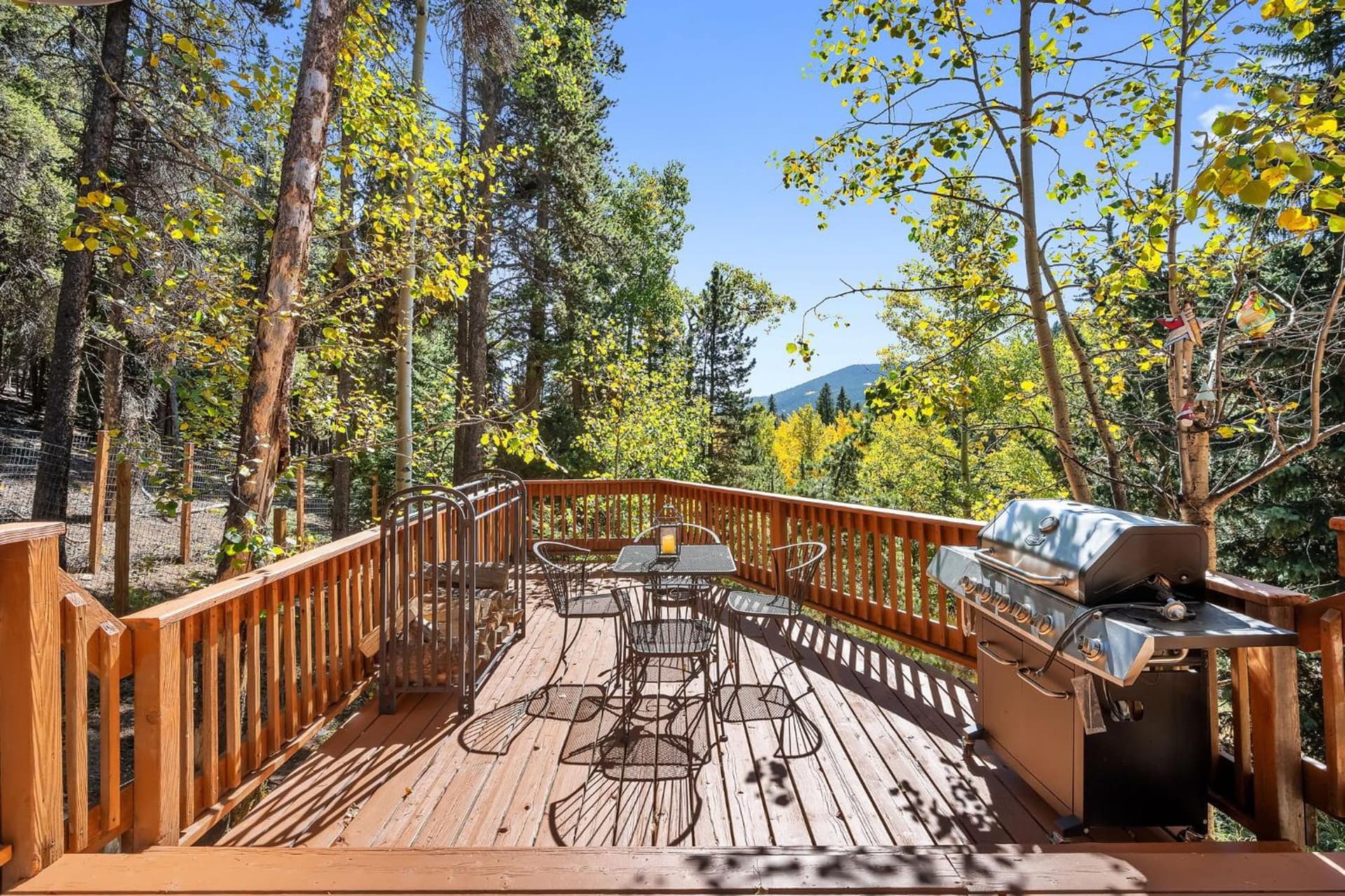 Nestled Inn property views in Evergreen, CO — gallery photo 3